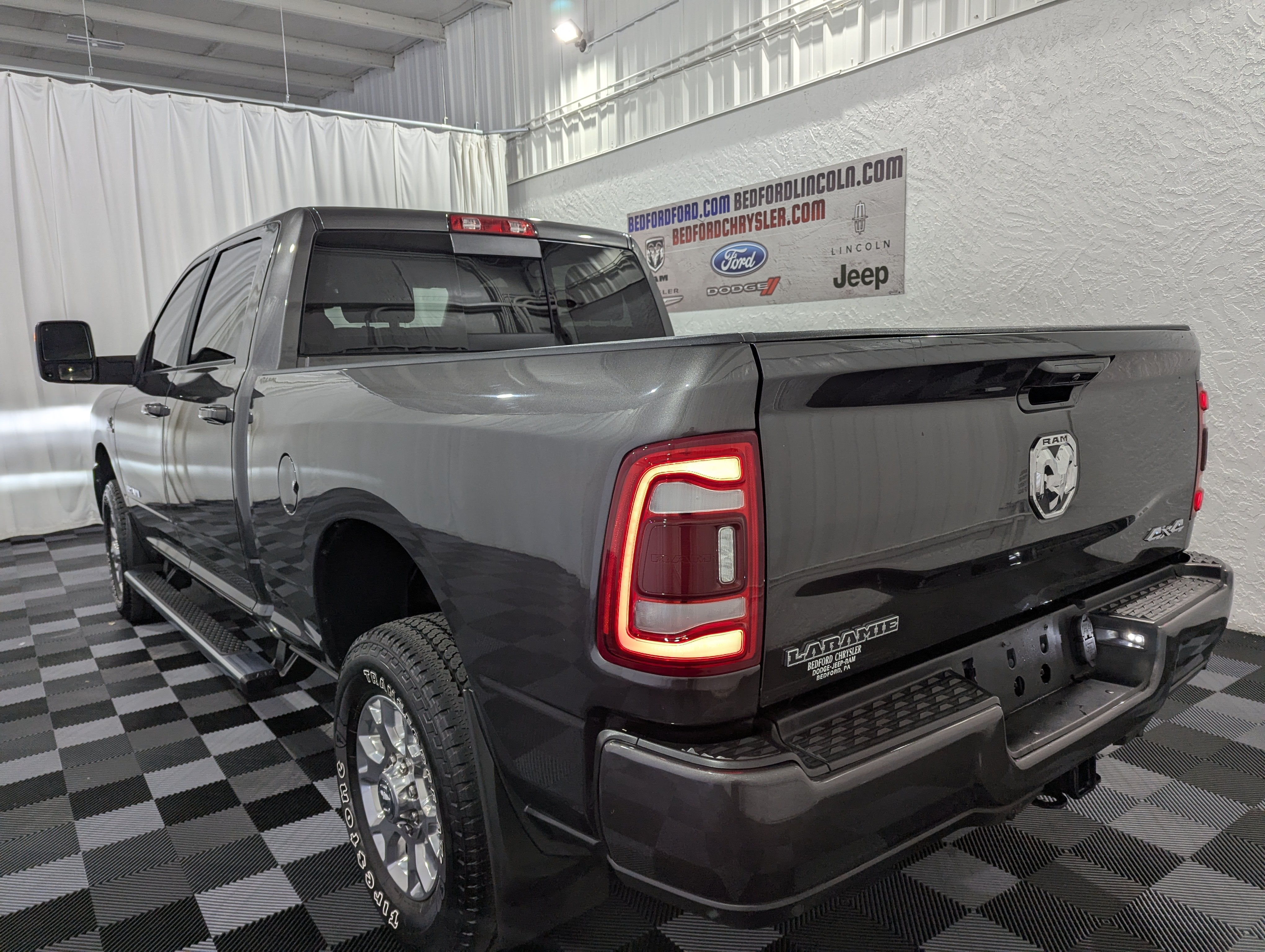 2024 RAM 2500 Laramie Crew Cab 4x4 6'4' Box