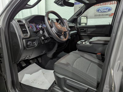 2027 RAM 2500 RAM 2500 BLACK EXPRESS CREW CAB 4X4 8' BOX