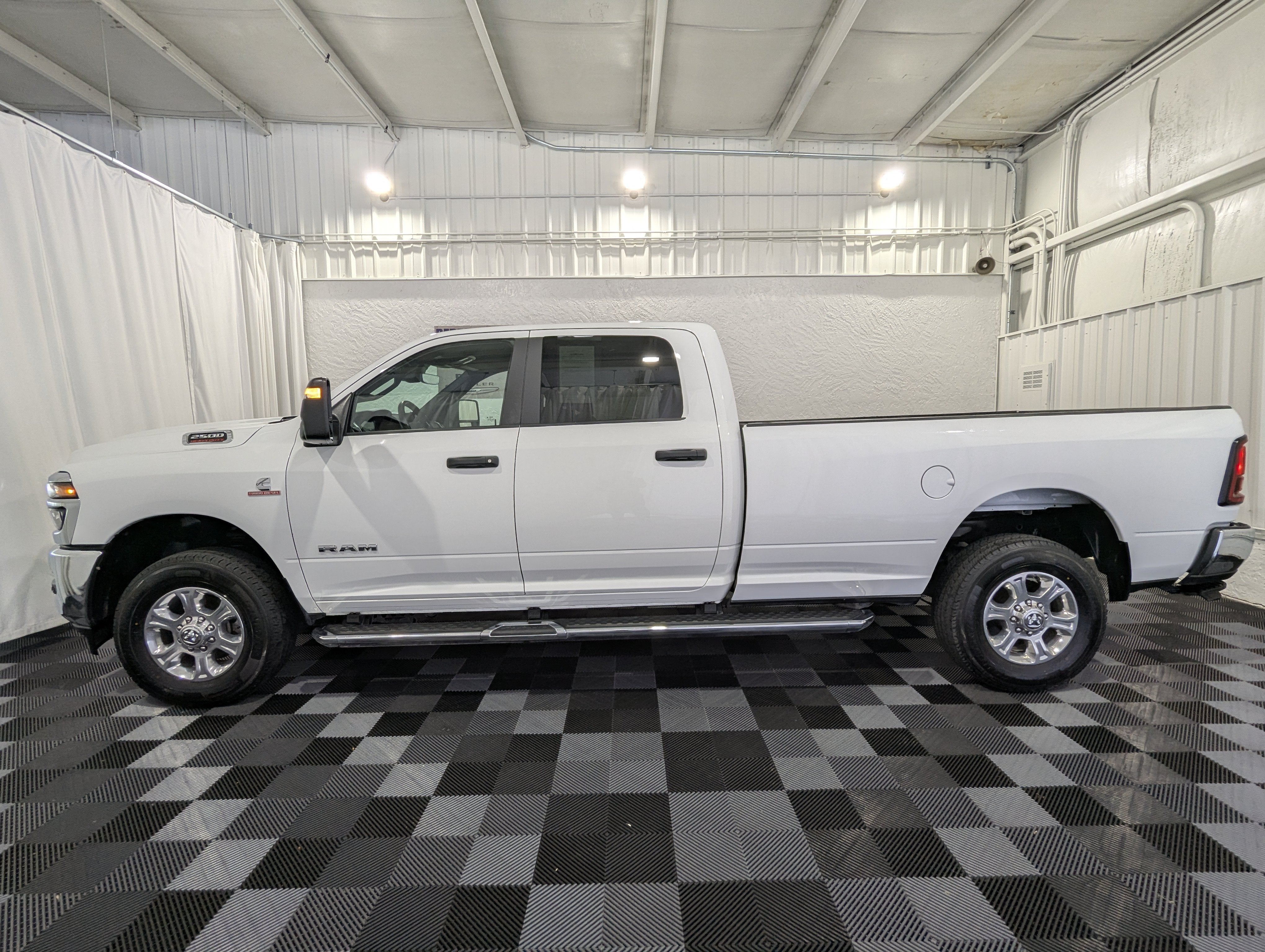 2026 RAM 2500 Big Horn Crew Cab 4x4 8' Box