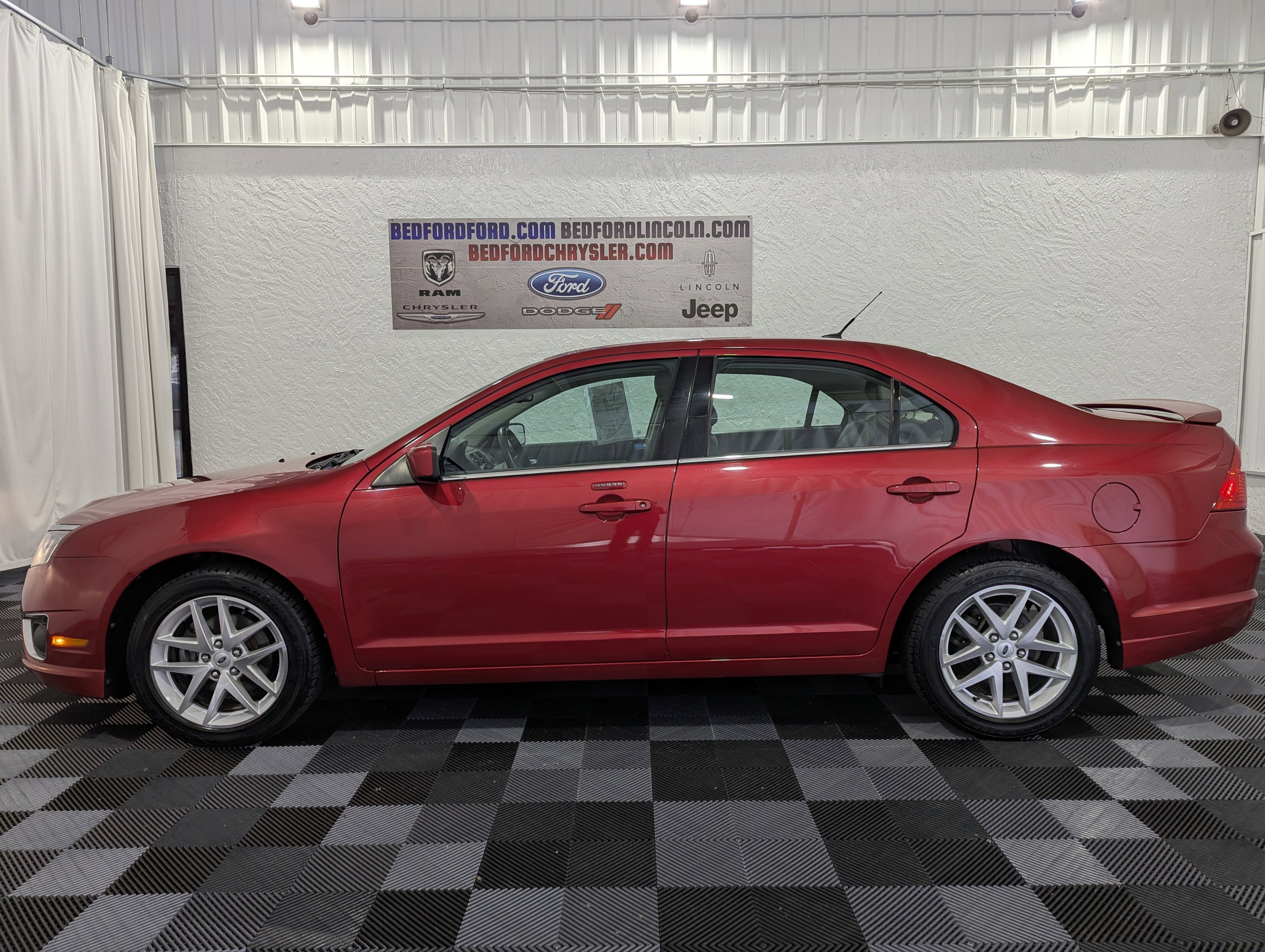 Used 2011 Ford Fusion SEL with VIN 3FAHP0JAXBR318285 for sale in Bedford, PA