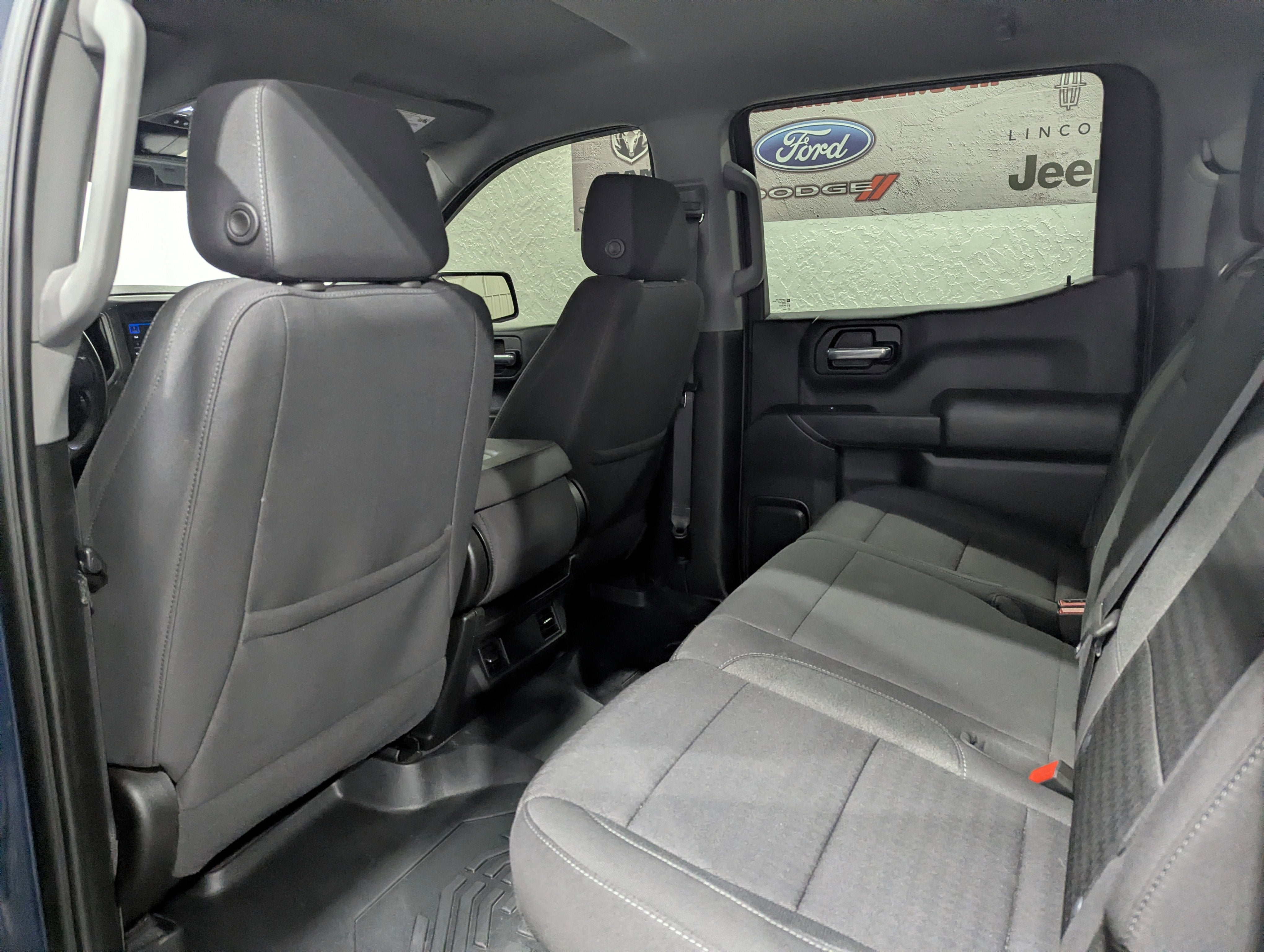 2022 Chevrolet Silverado 1500 Custom Trail Boss