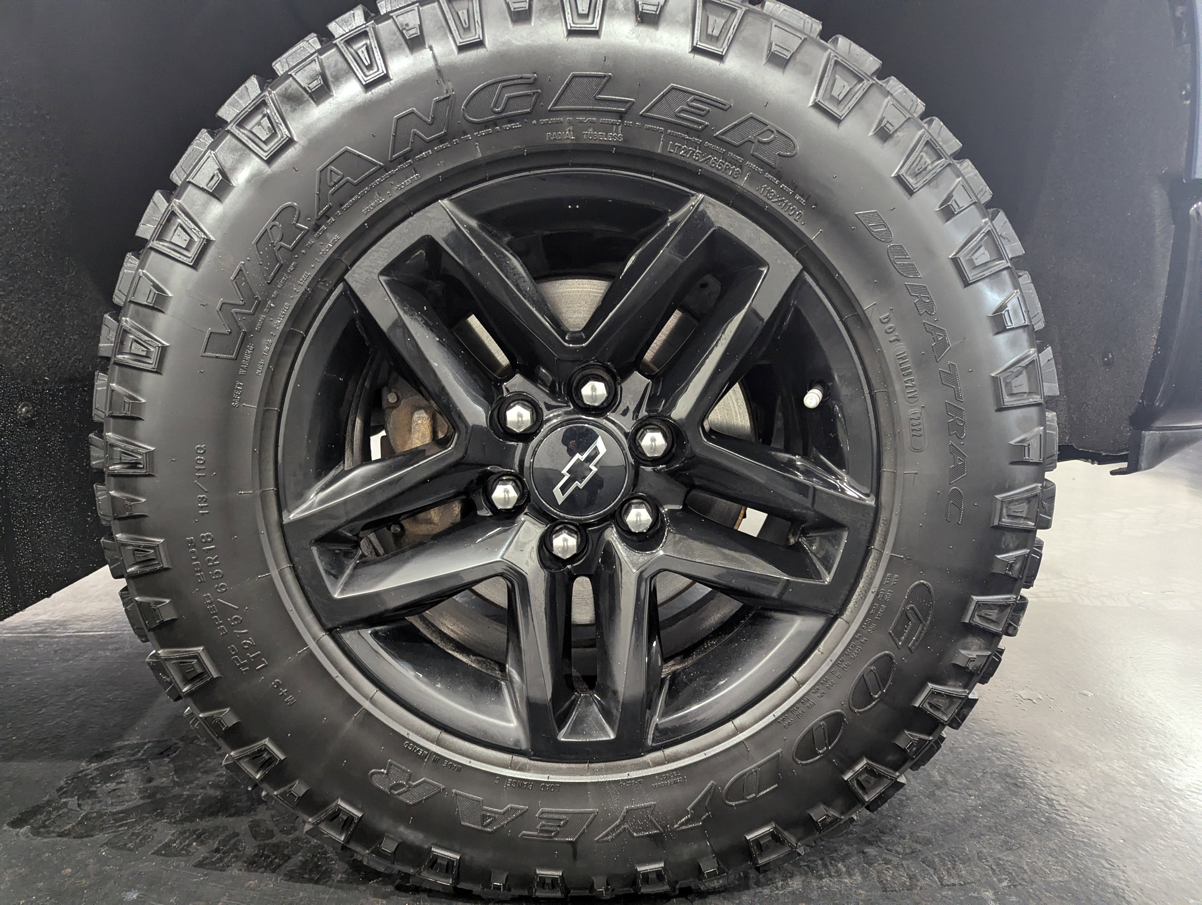 2022 Chevrolet Silverado 1500 Custom Trail Boss