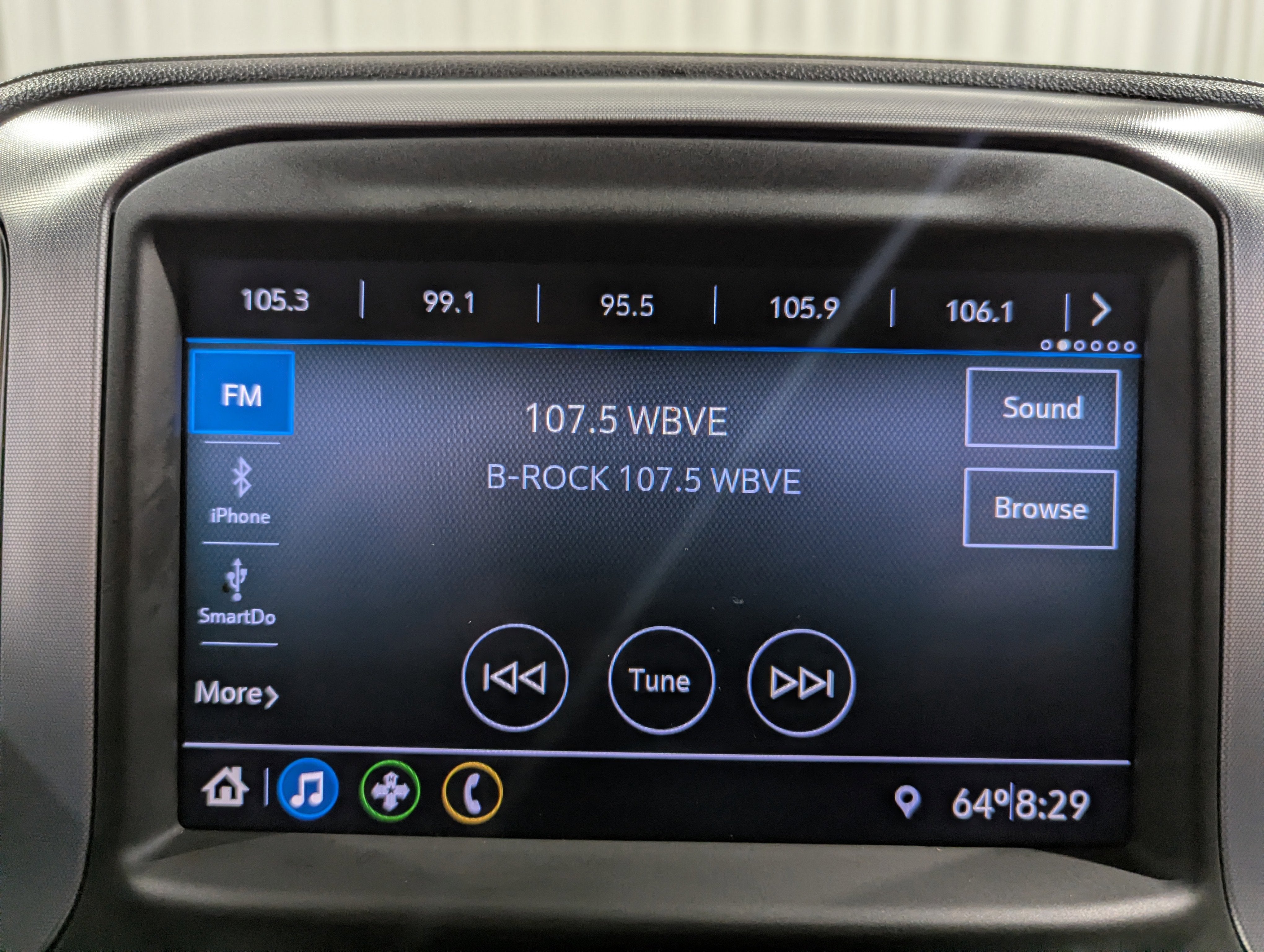 2020 GMC Sierra 1500 4WD Crew Cab Short Box Elevation