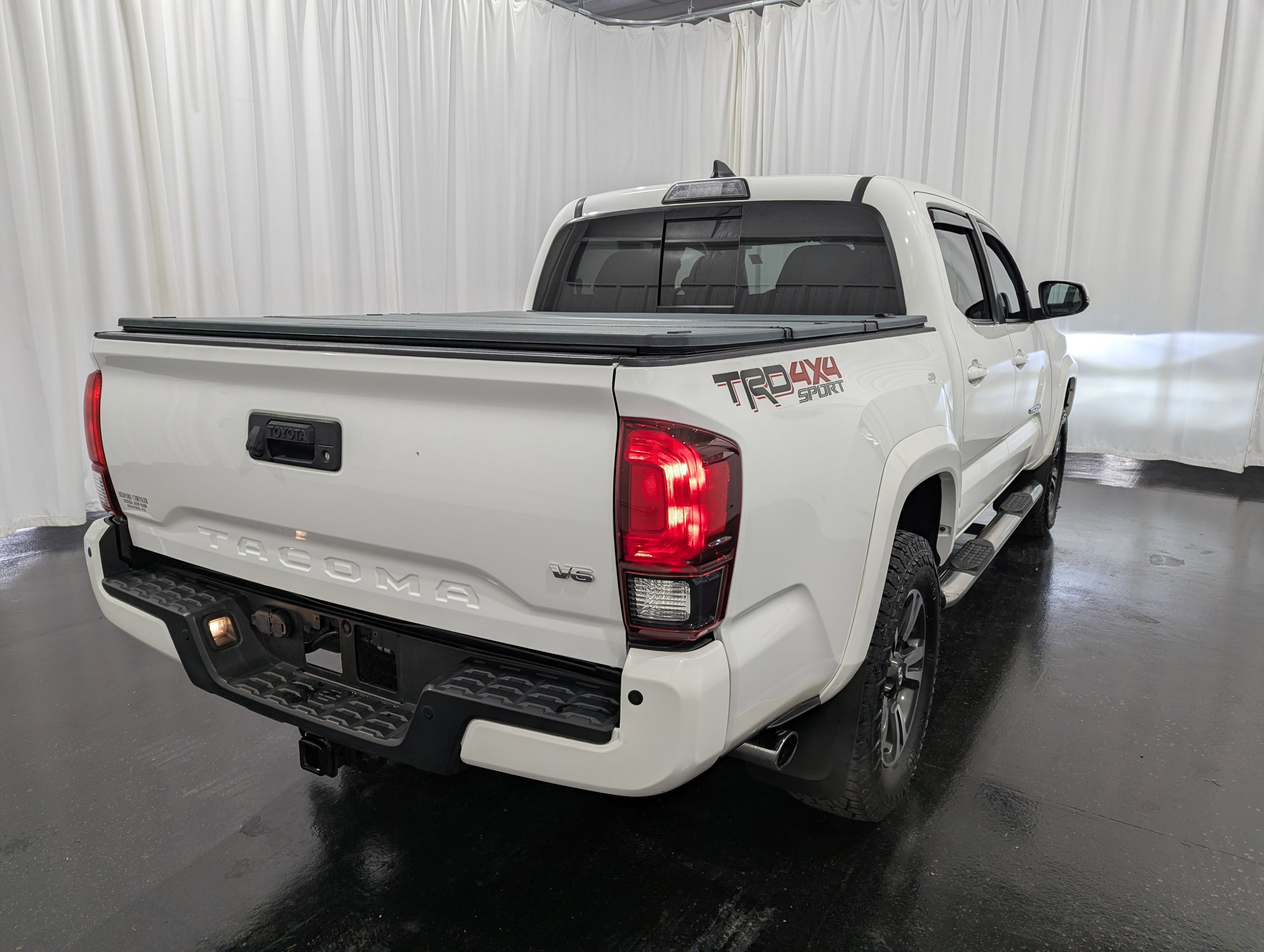 2018 Toyota Tacoma SR V6