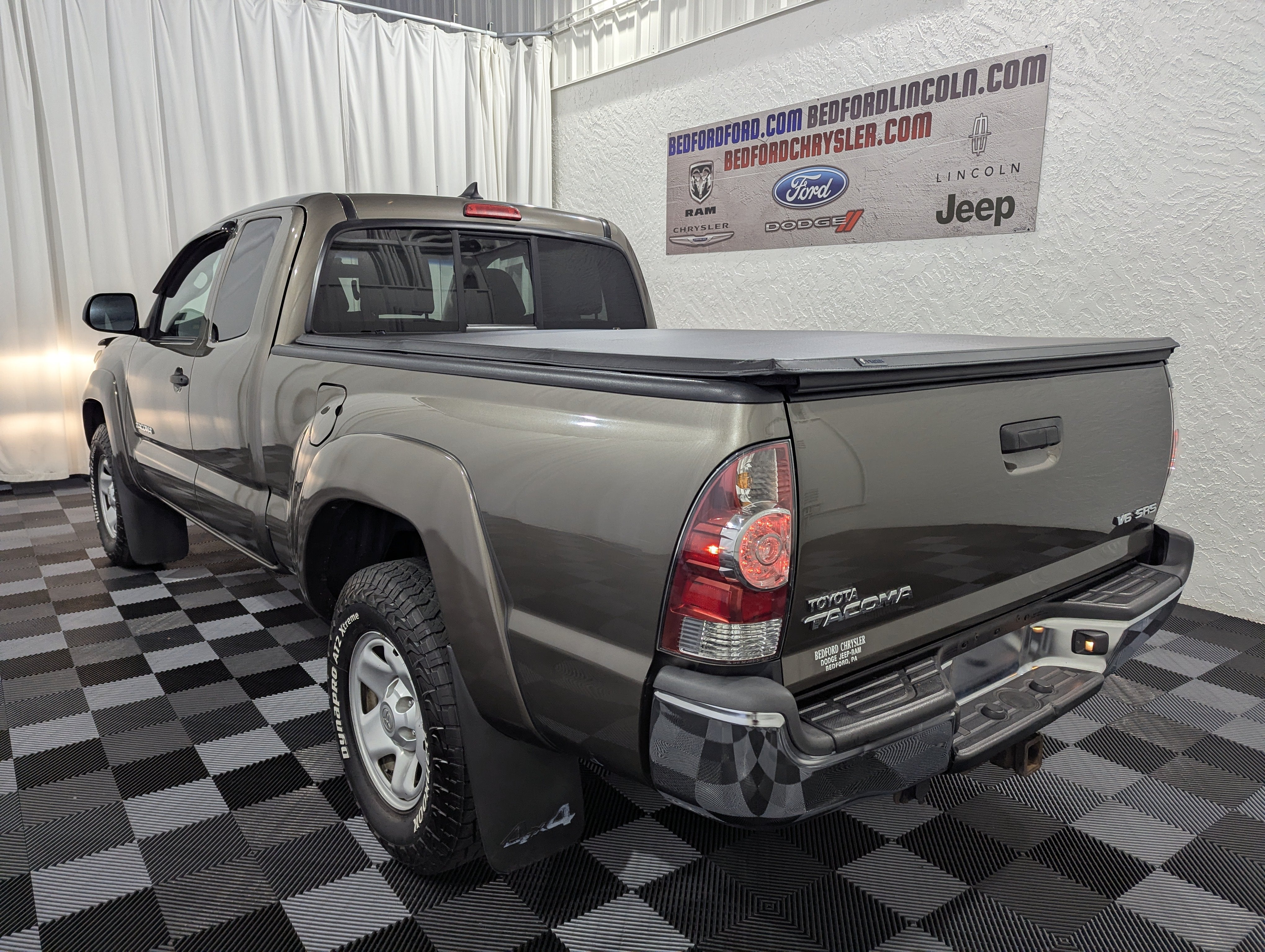 2014 Toyota Tacoma Base V6