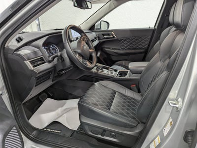 2022 Mitsubishi Outlander SEL Special Edition S-AWC