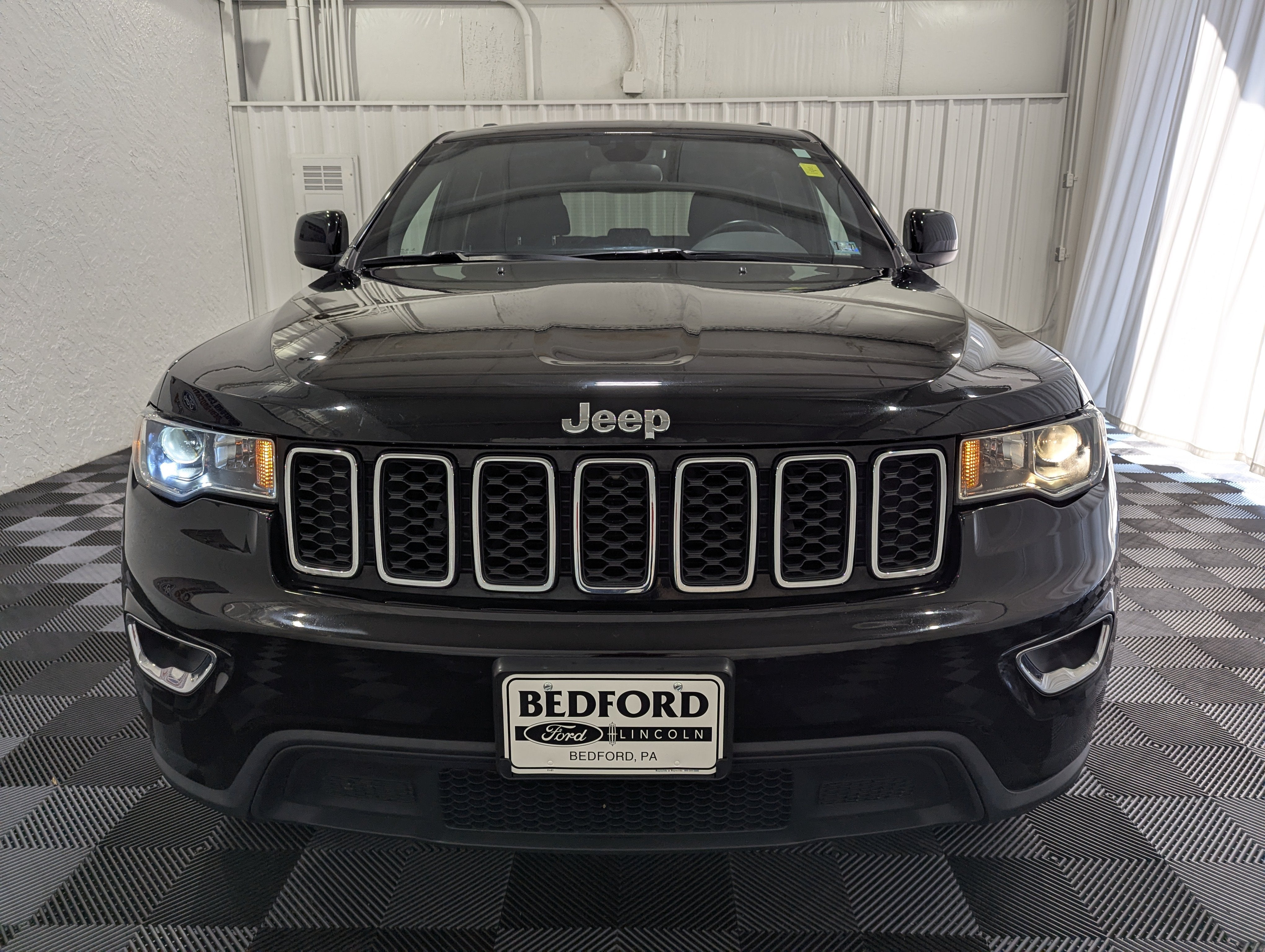 2021 Jeep Grand Cherokee Laredo E 4x4