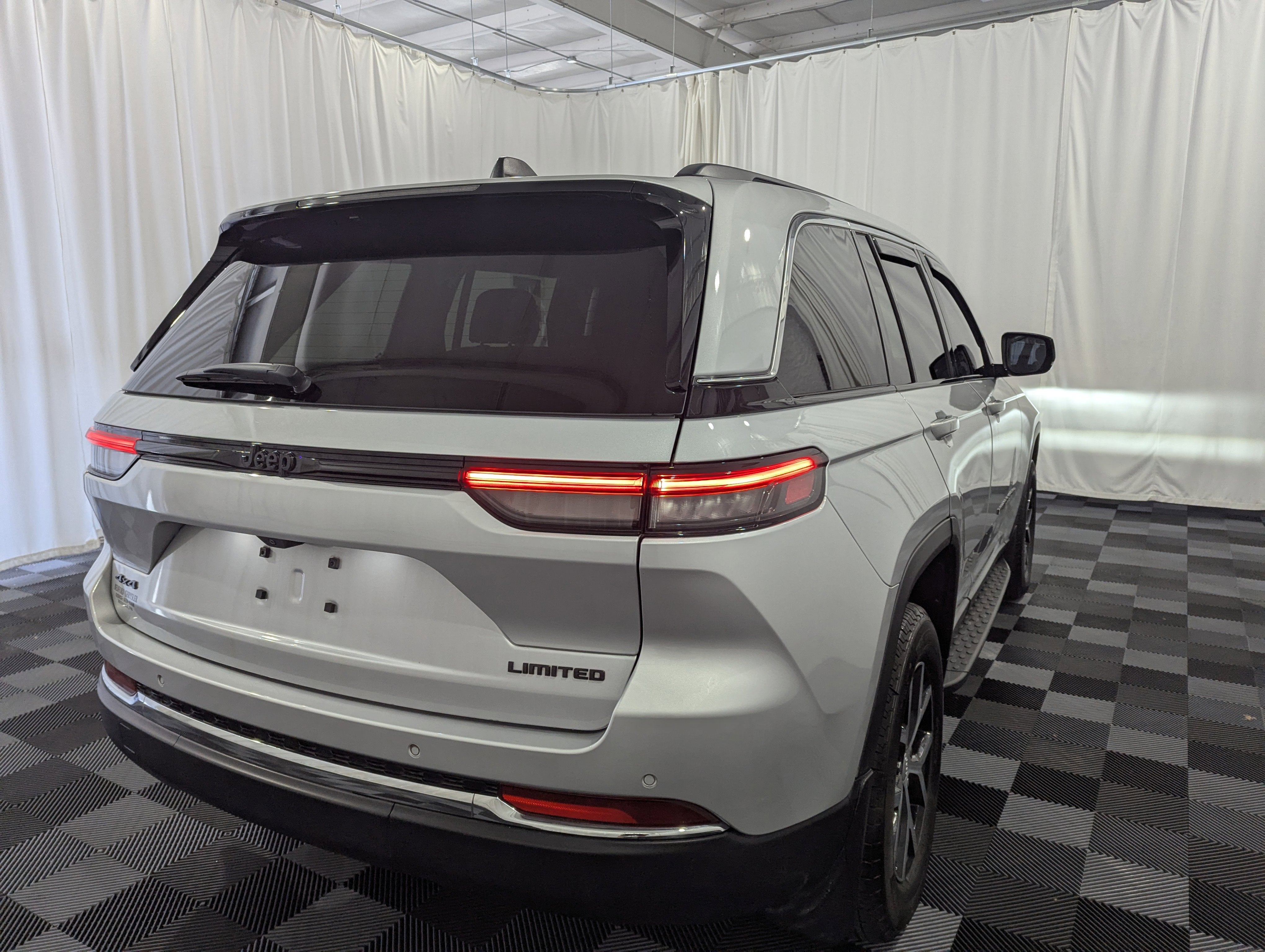 2025 Jeep Grand Cherokee Limited 4x4