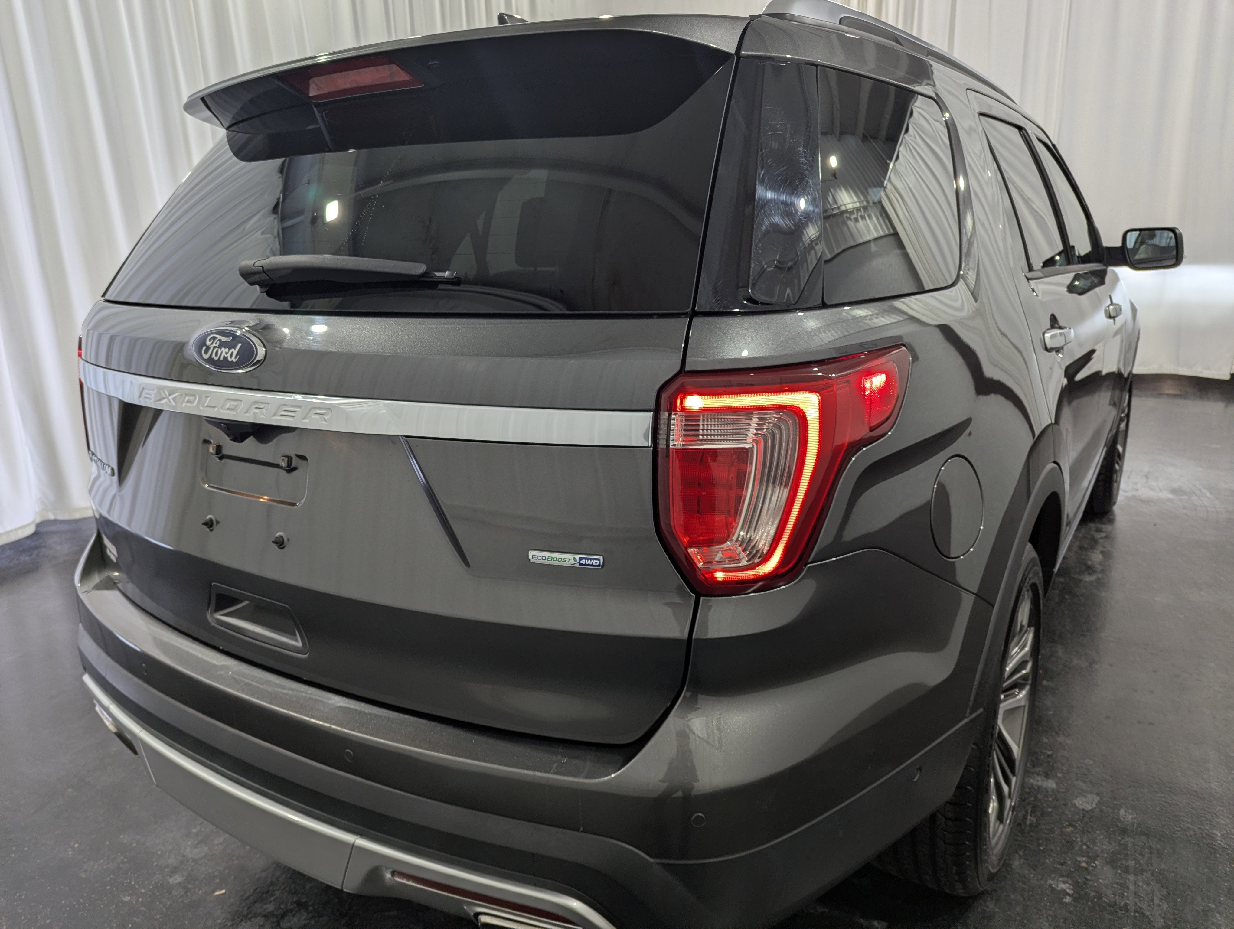 2017 Ford Explorer Platinum 4x4