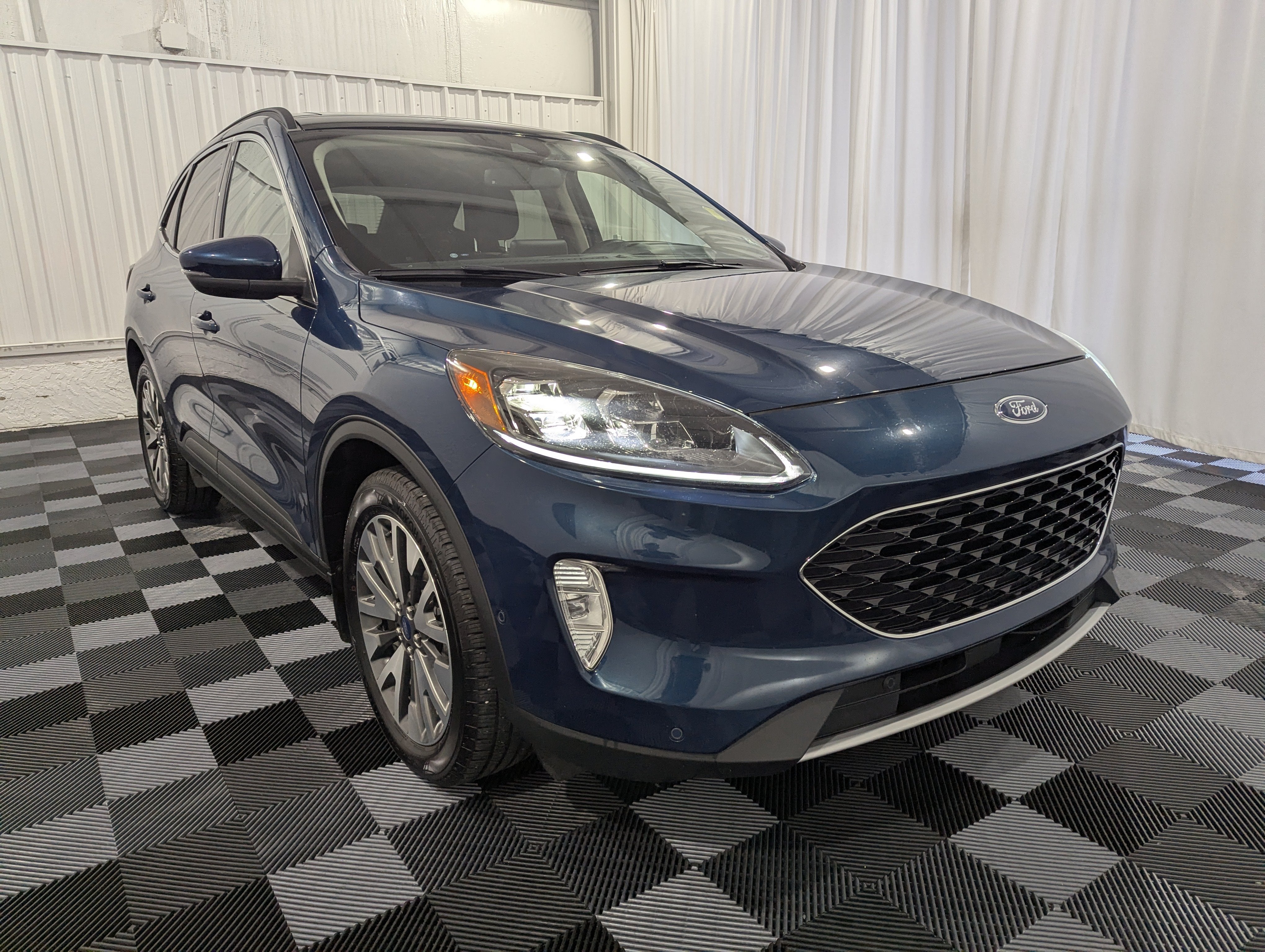 2020 Ford Escape Titanium AWD