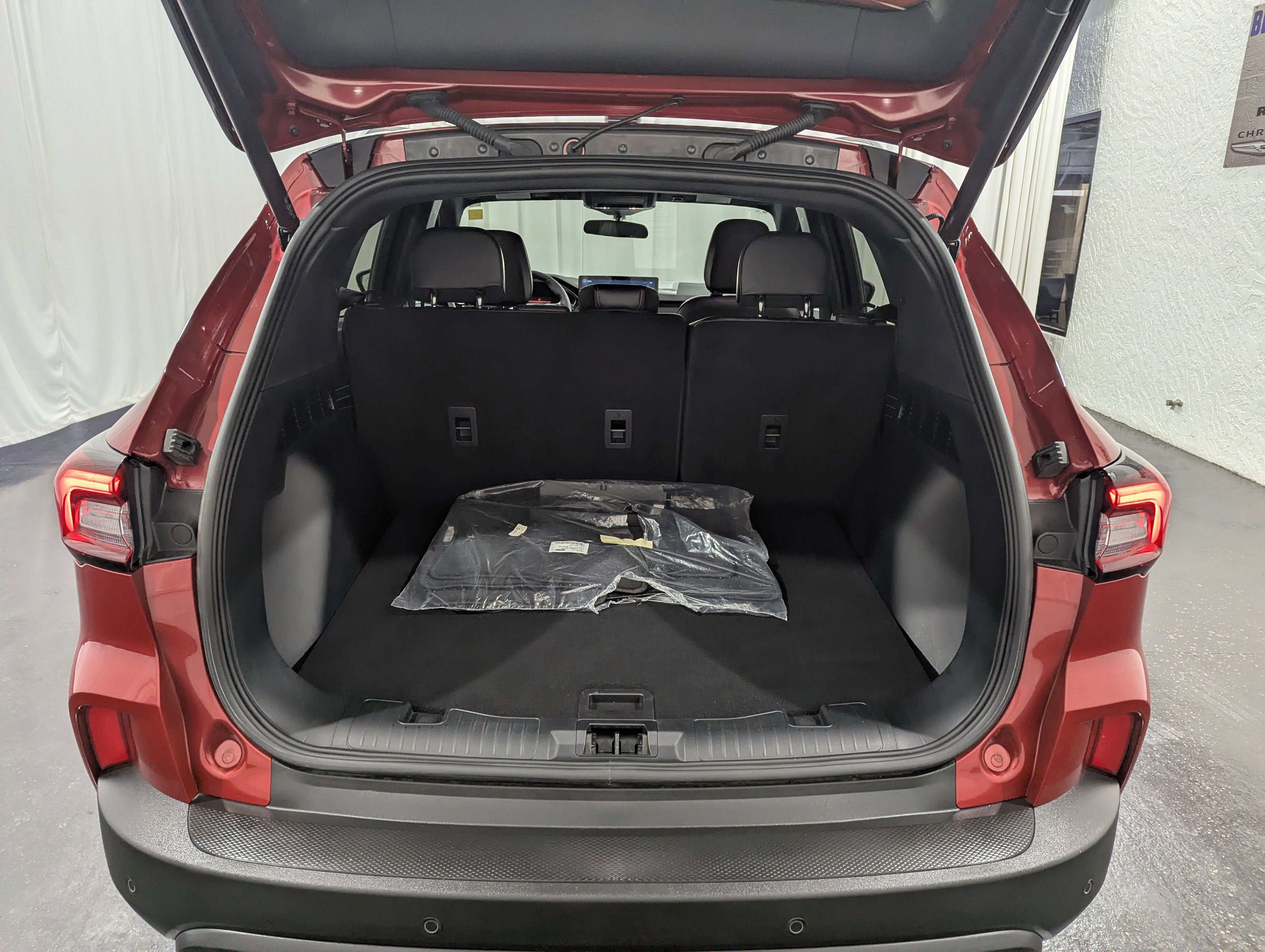 2025 Ford Escape ST-Line AWD