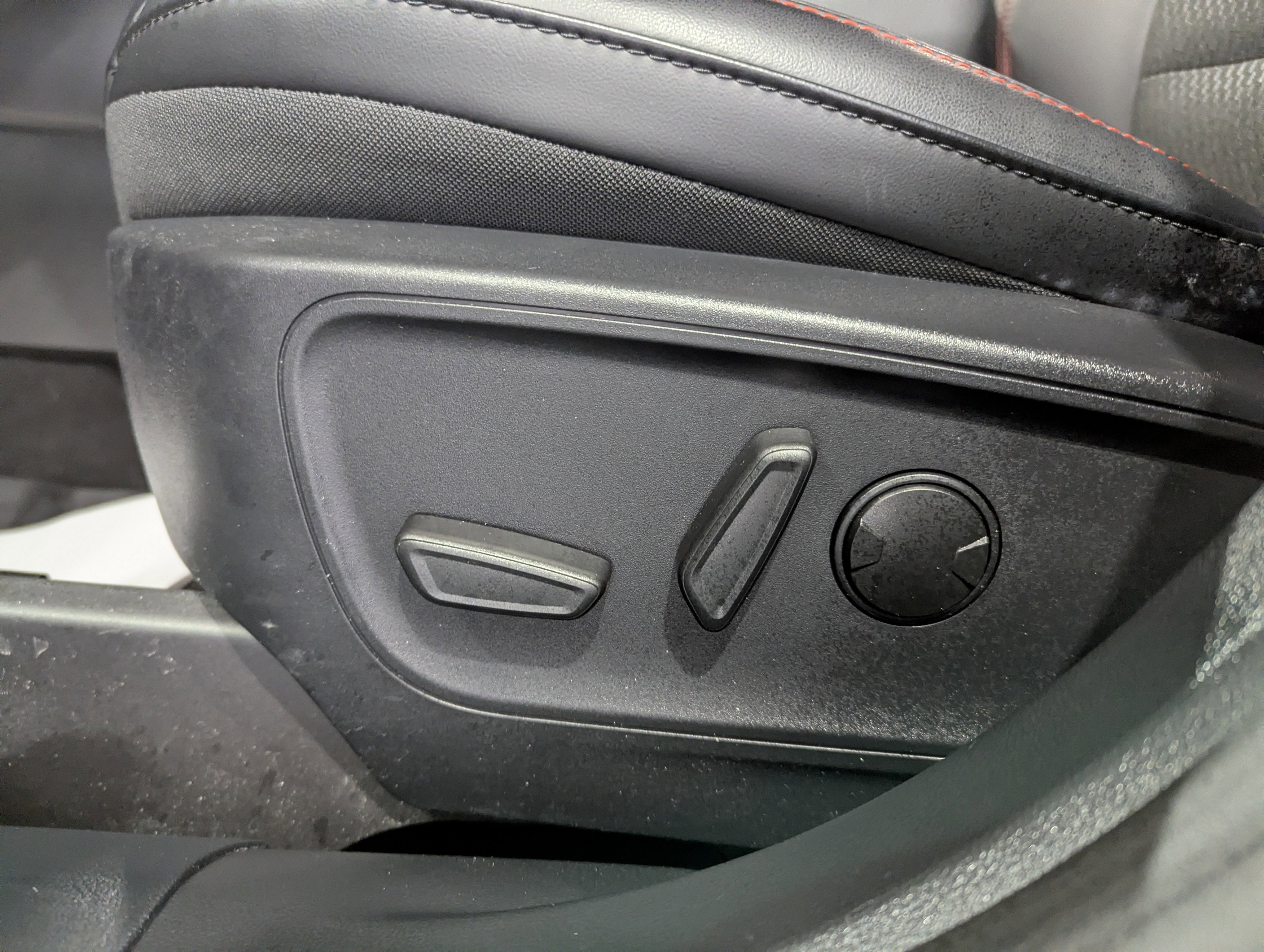 2025 Ford Escape ST-Line AWD