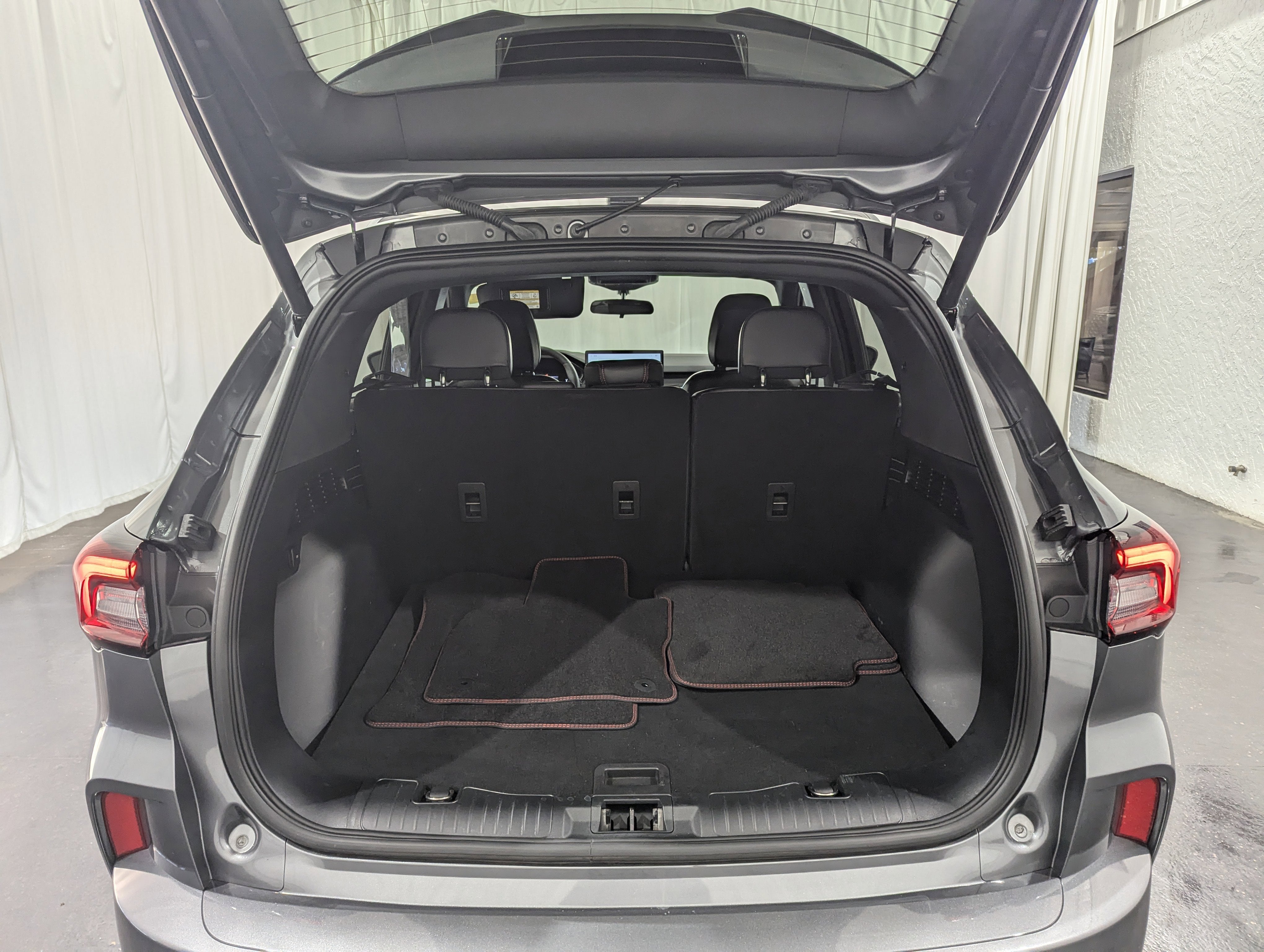 2023 Ford Escape ST-Line AWD