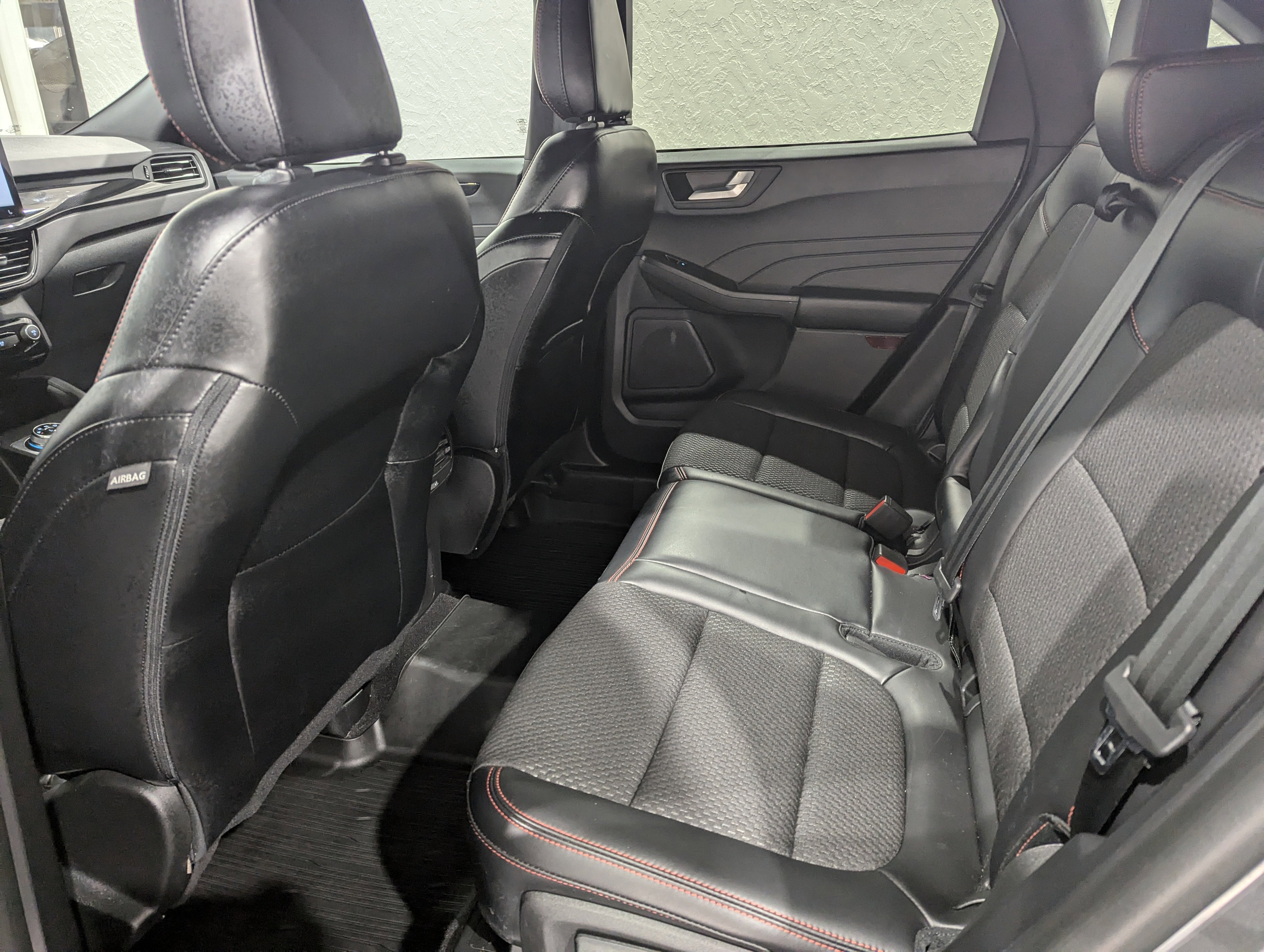 2023 Ford Escape ST-Line AWD