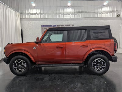 2023 Ford Bronco Outer Banks 4x4