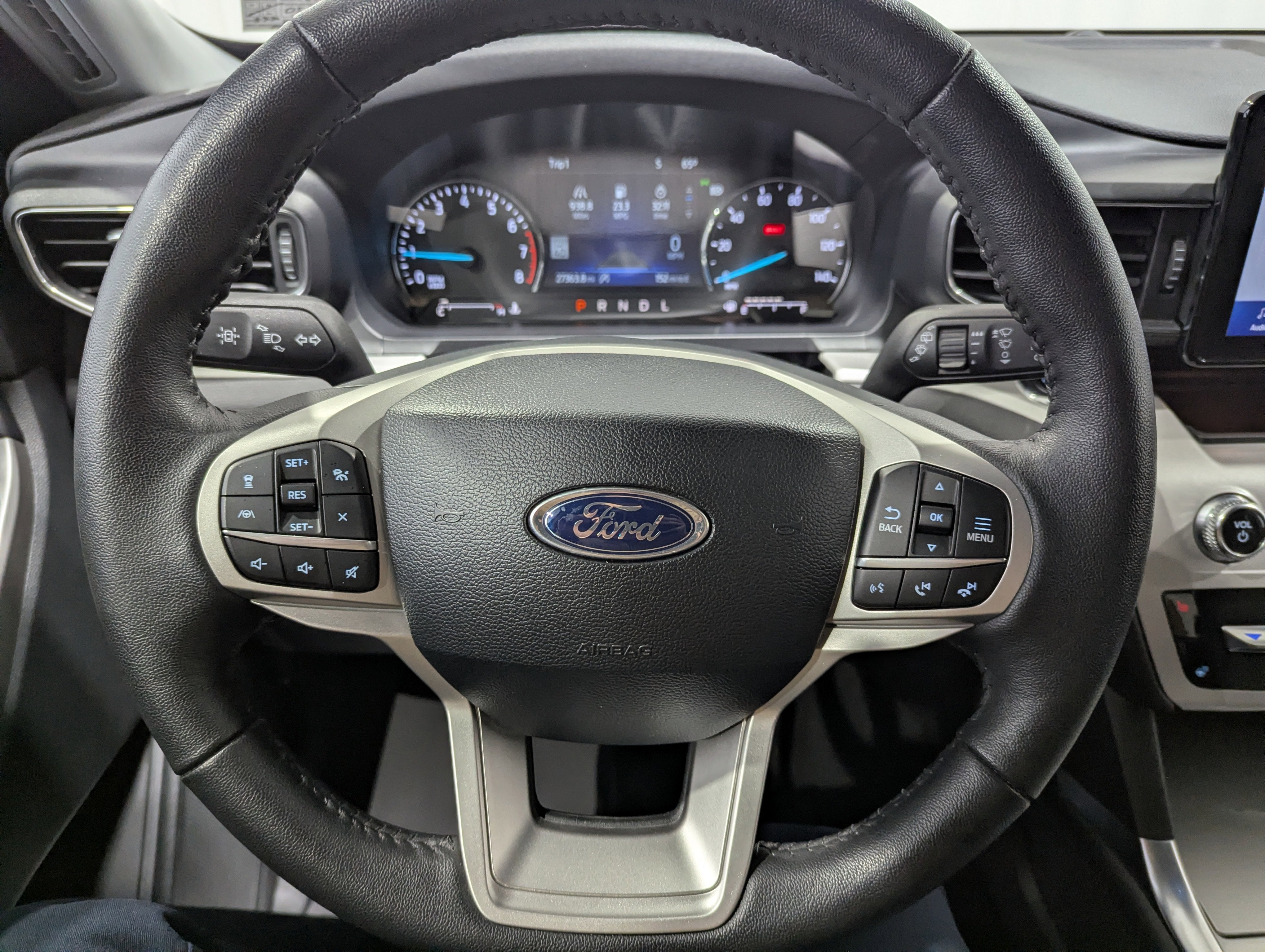 2024 Ford Explorer XLT 4x4