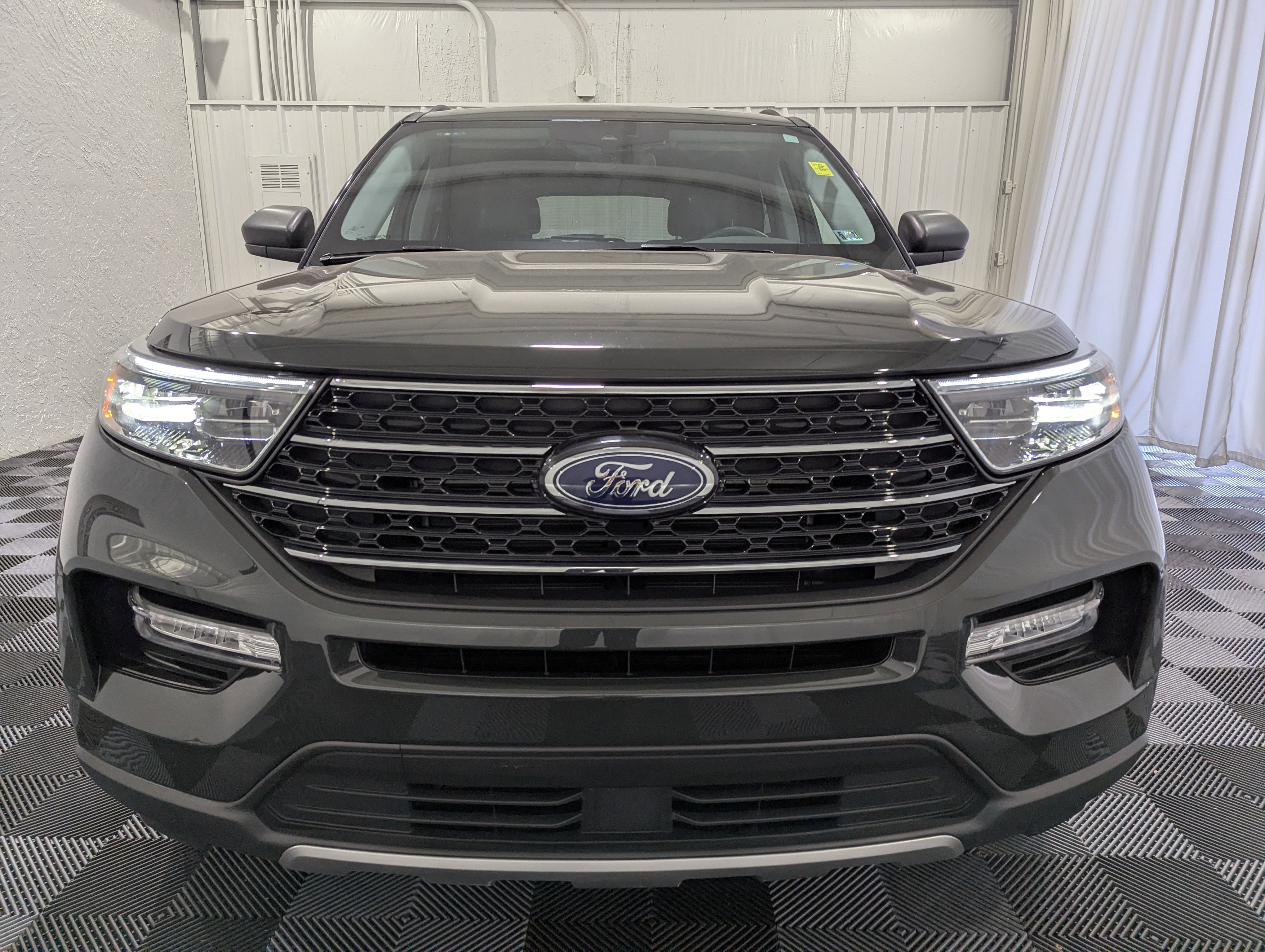 2024 Ford Explorer XLT 4x4