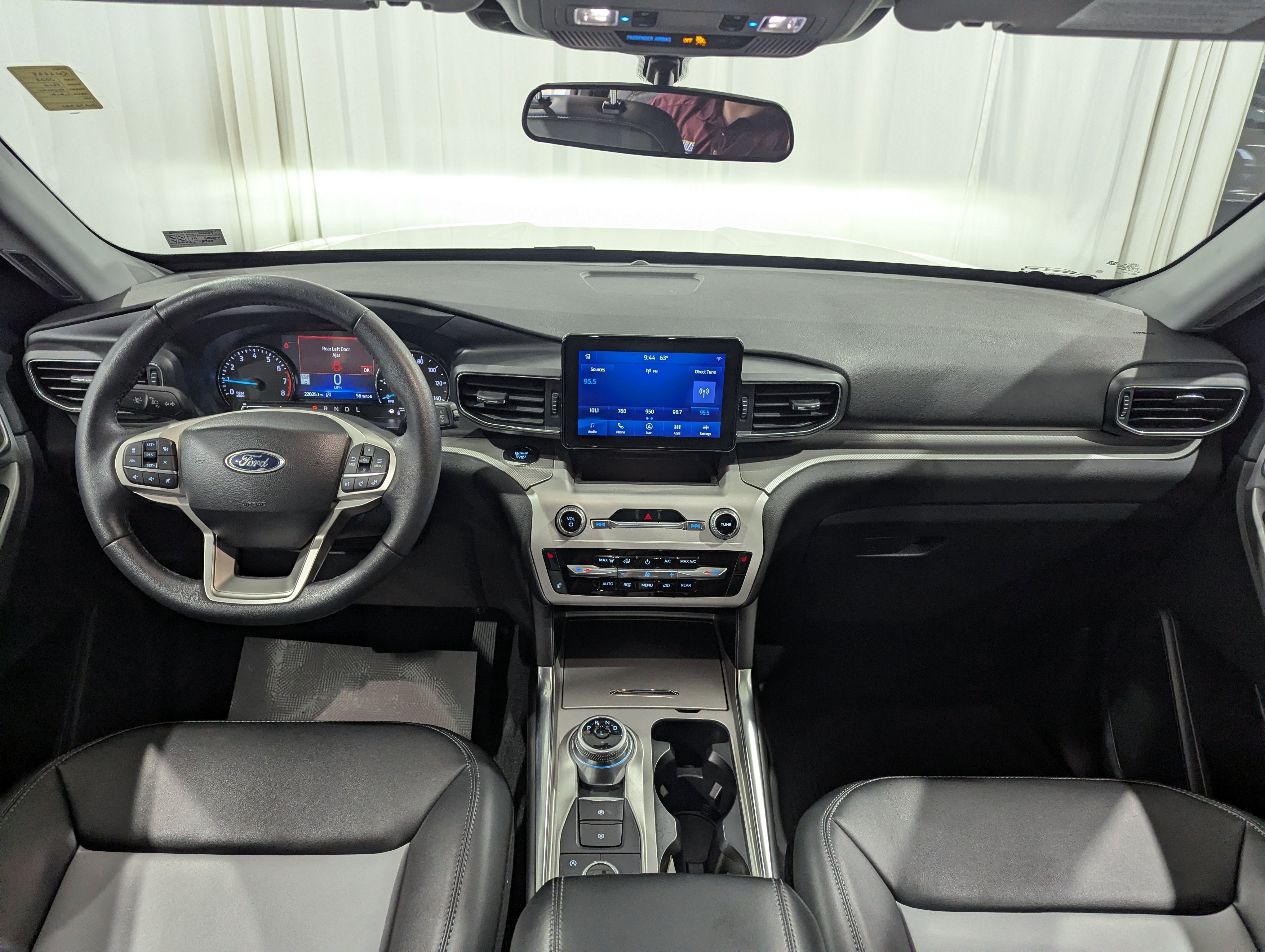 2024 Ford Explorer XLT 4x4
