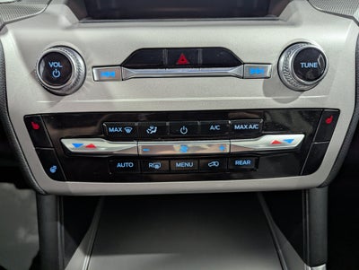 2024 Ford Explorer XLT 4x4
