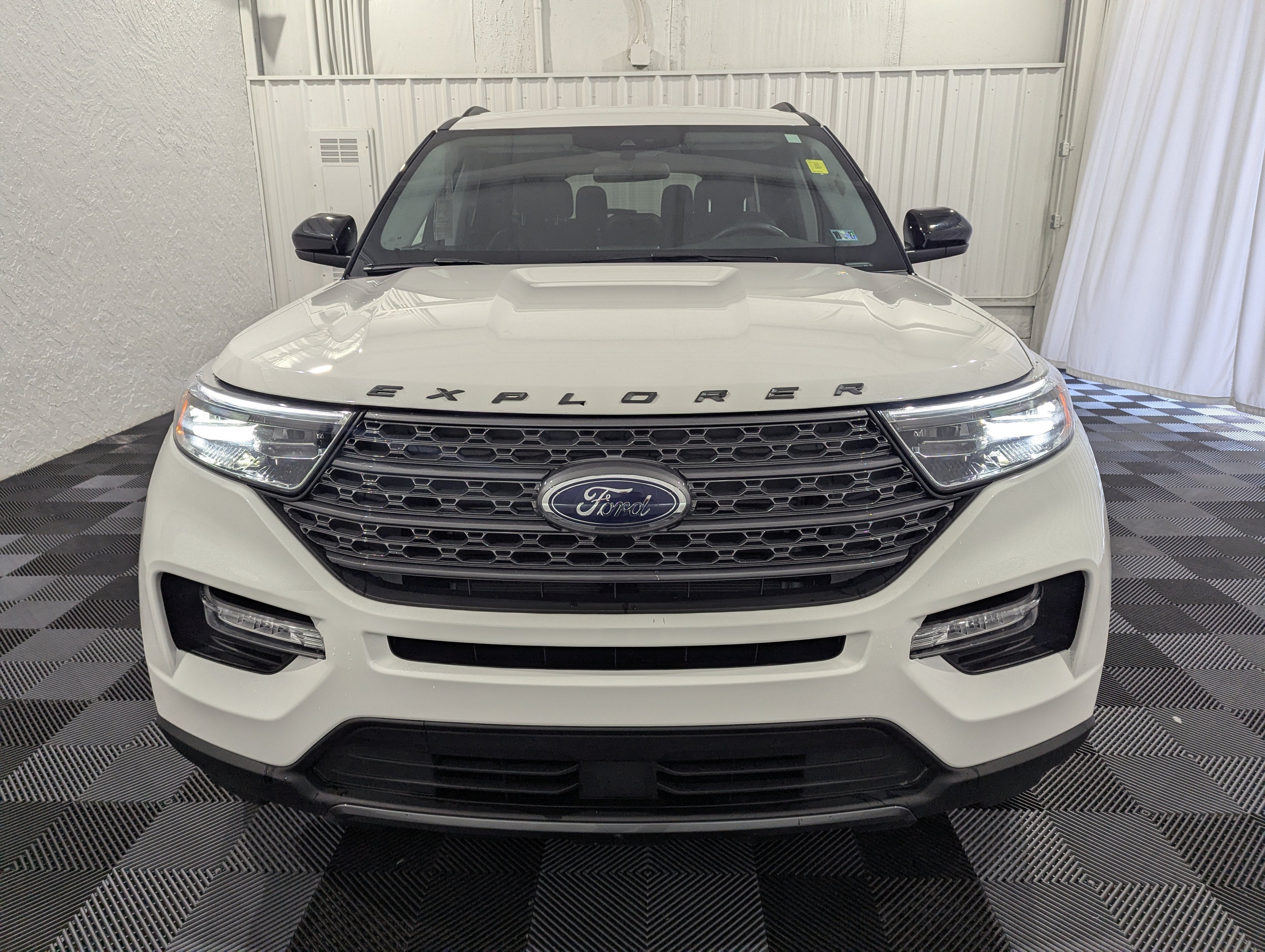 2024 Ford Explorer XLT 4x4