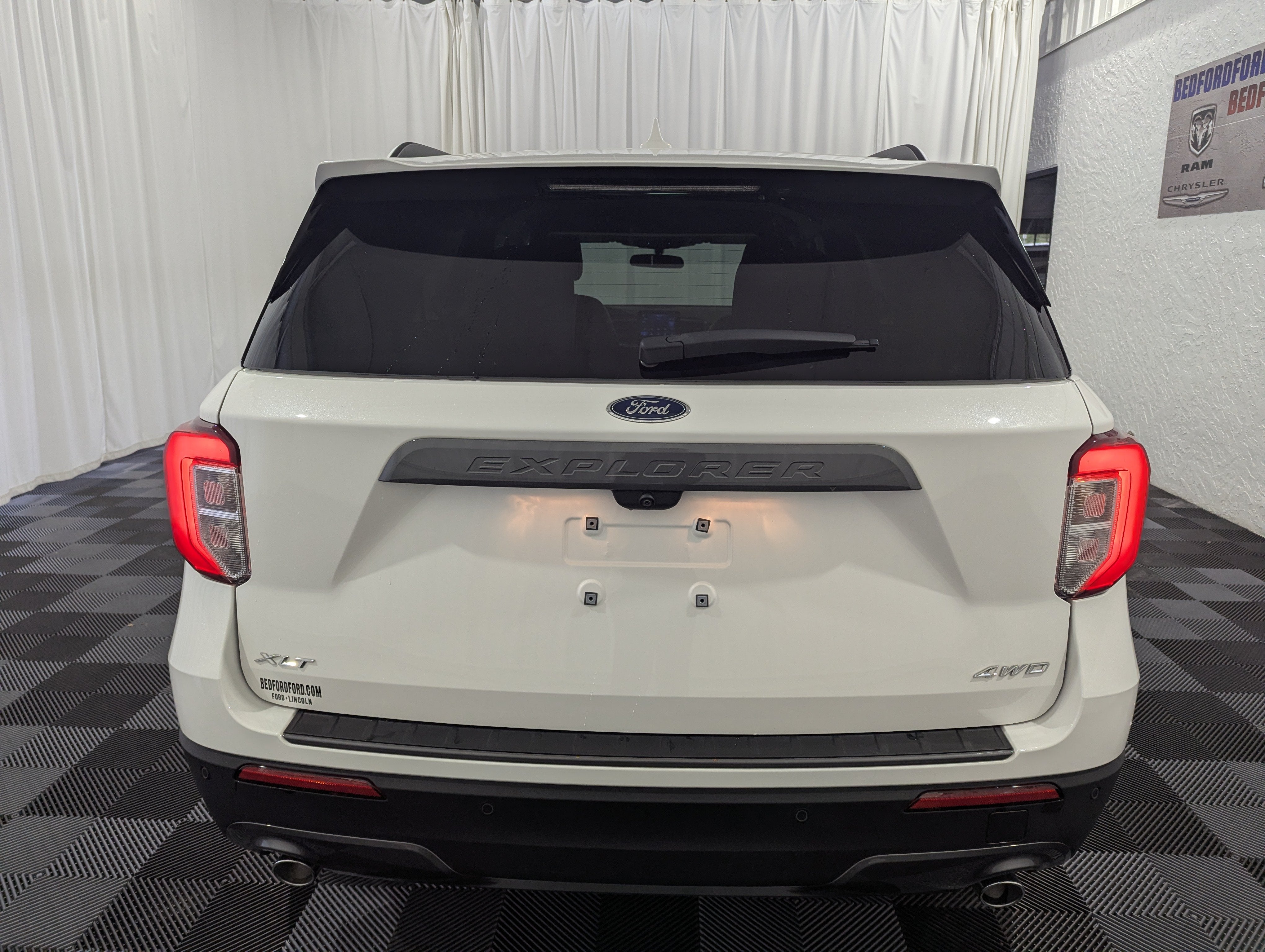 2024 Ford Explorer XLT 4x4