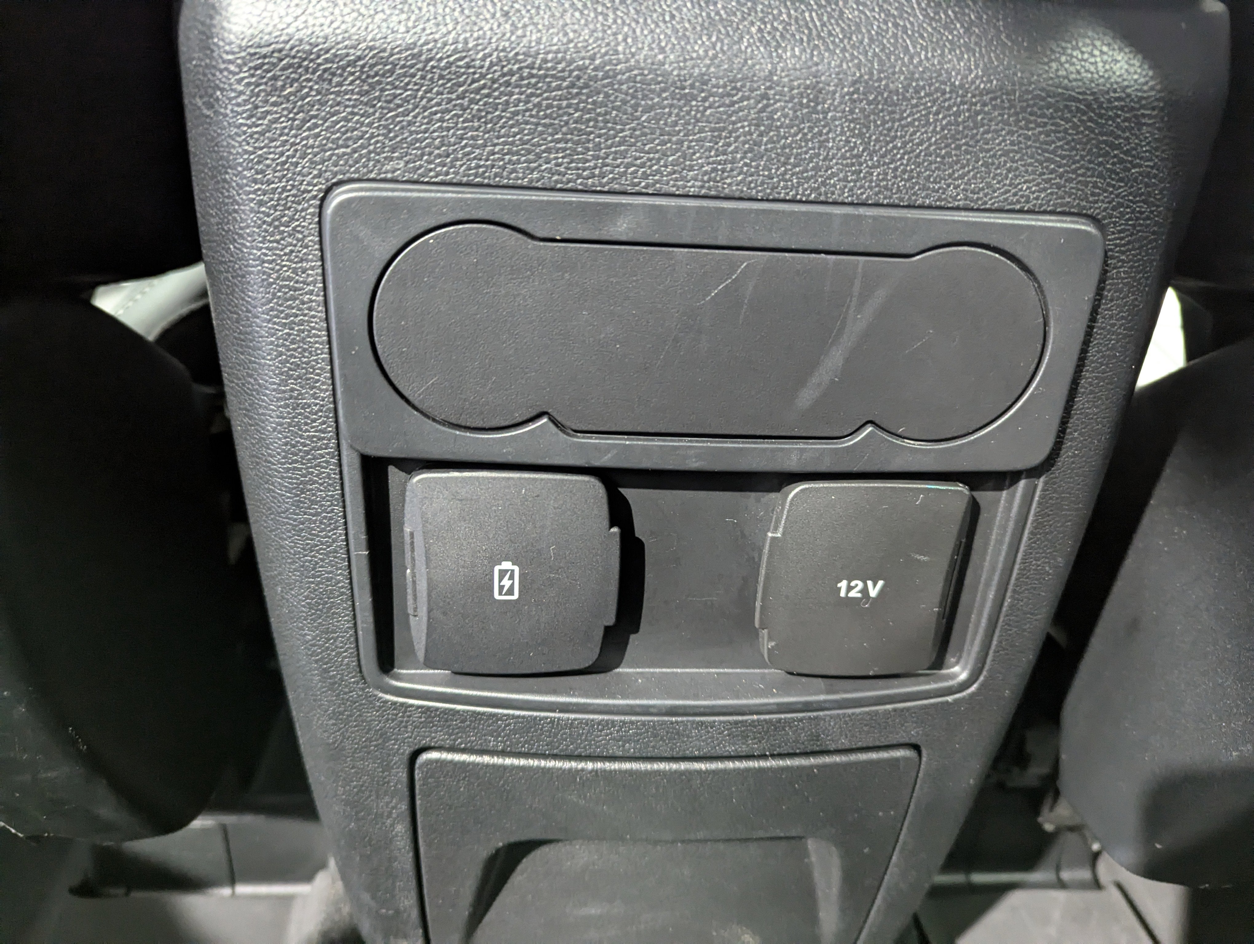 2023 Ford Explorer XLT 4x4