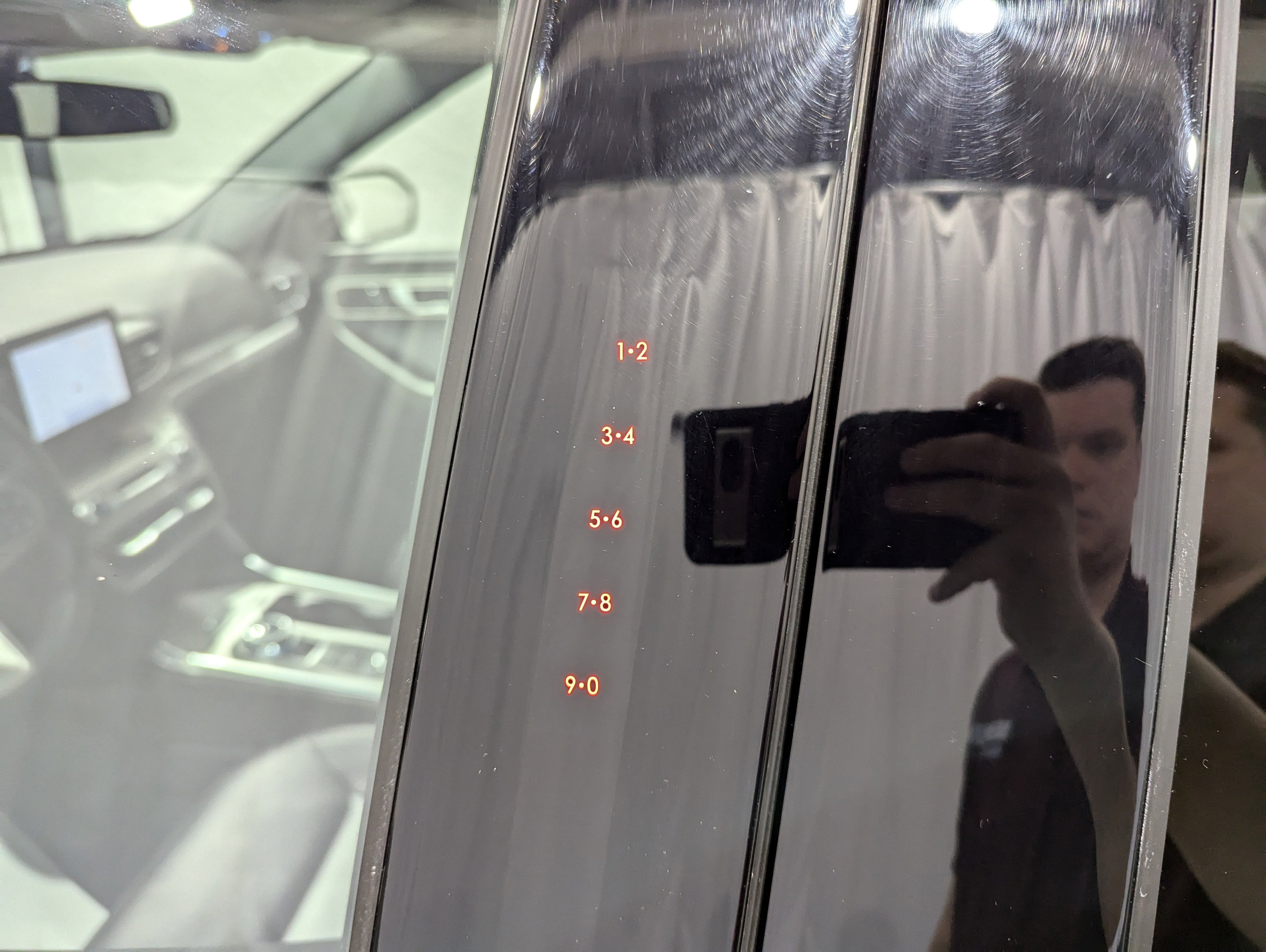 2023 Ford Explorer XLT 4x4