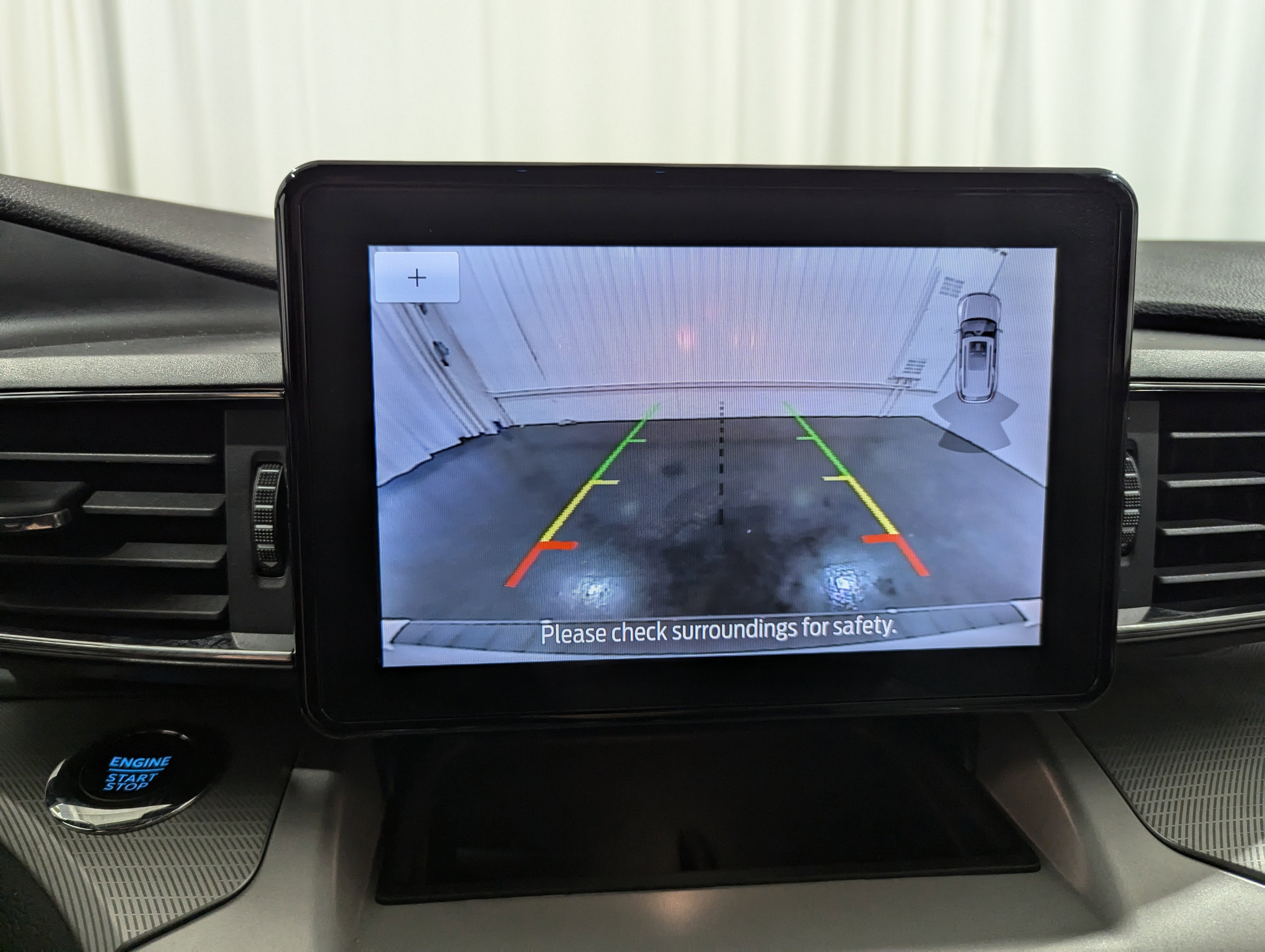 2023 Ford Explorer XLT 4x4