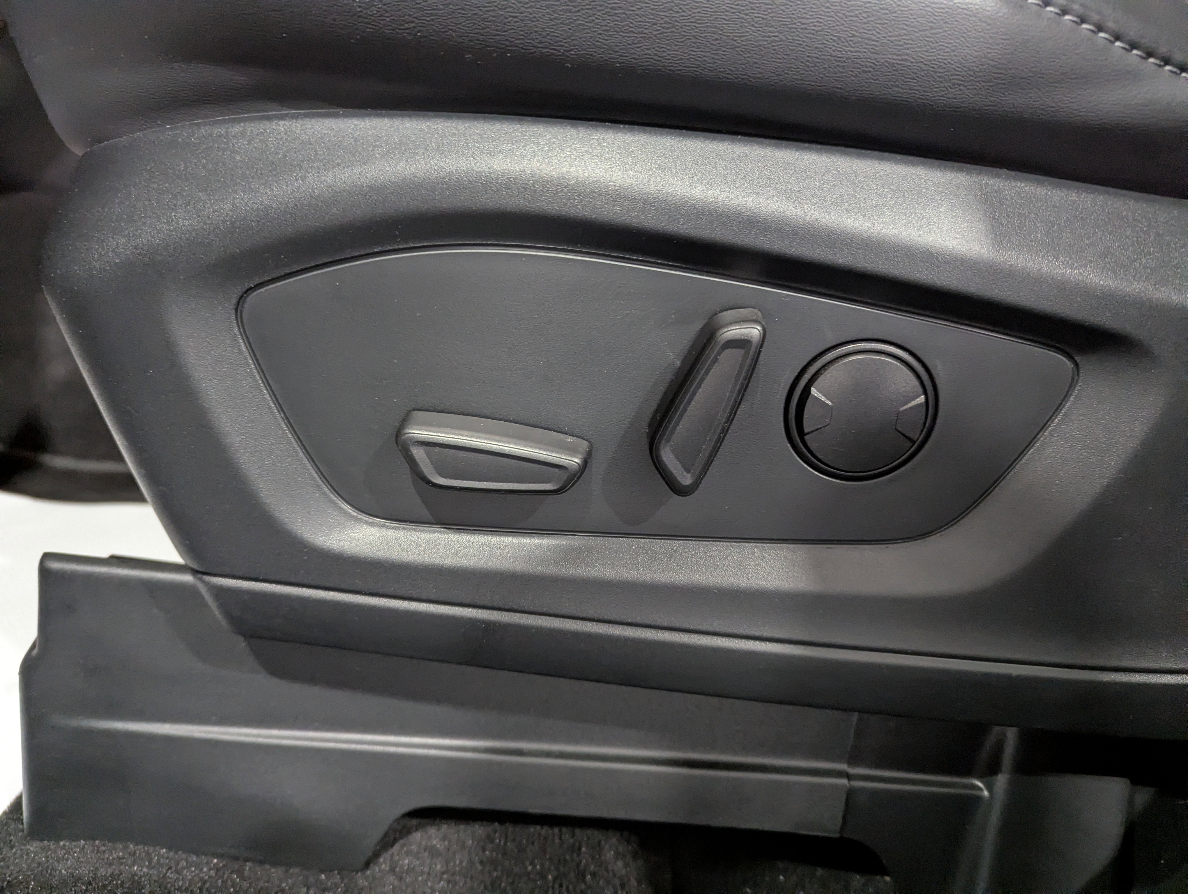 2024 Ford Explorer XLT 4x4