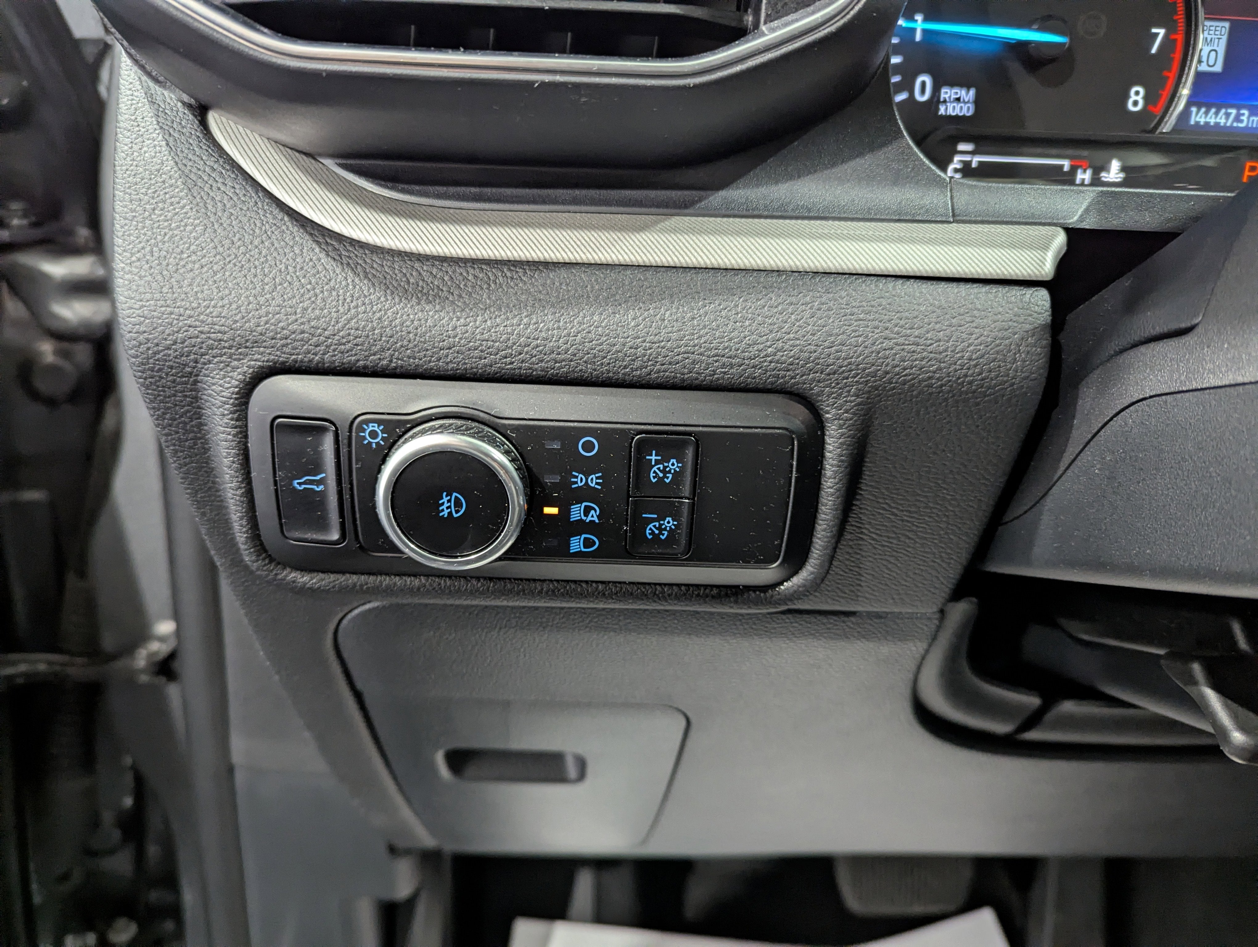 2024 Ford Explorer XLT 4x4