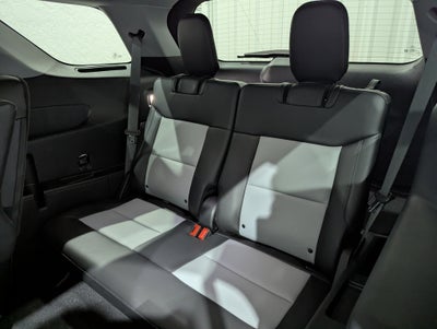2024 Ford Explorer XLT 4x4