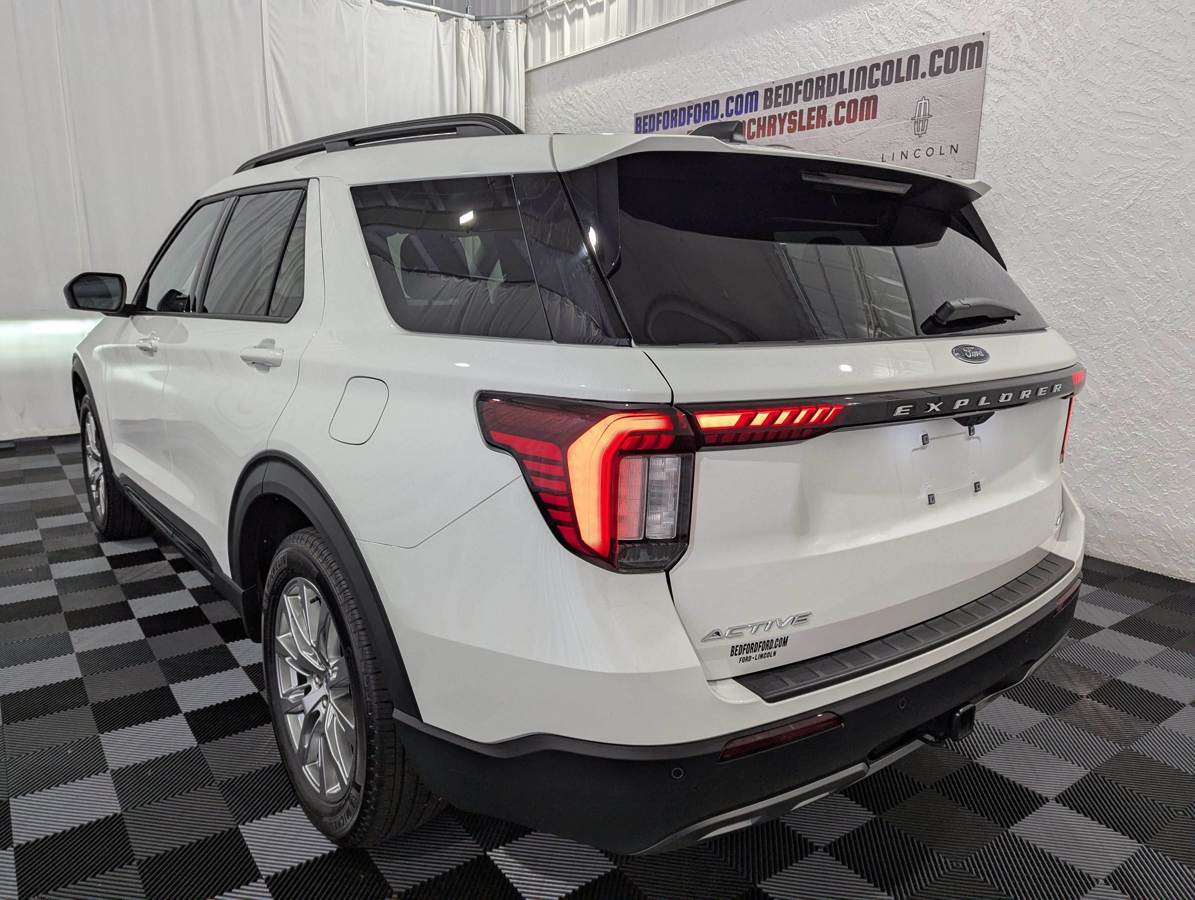 2026 Ford Explorer Active 4x4