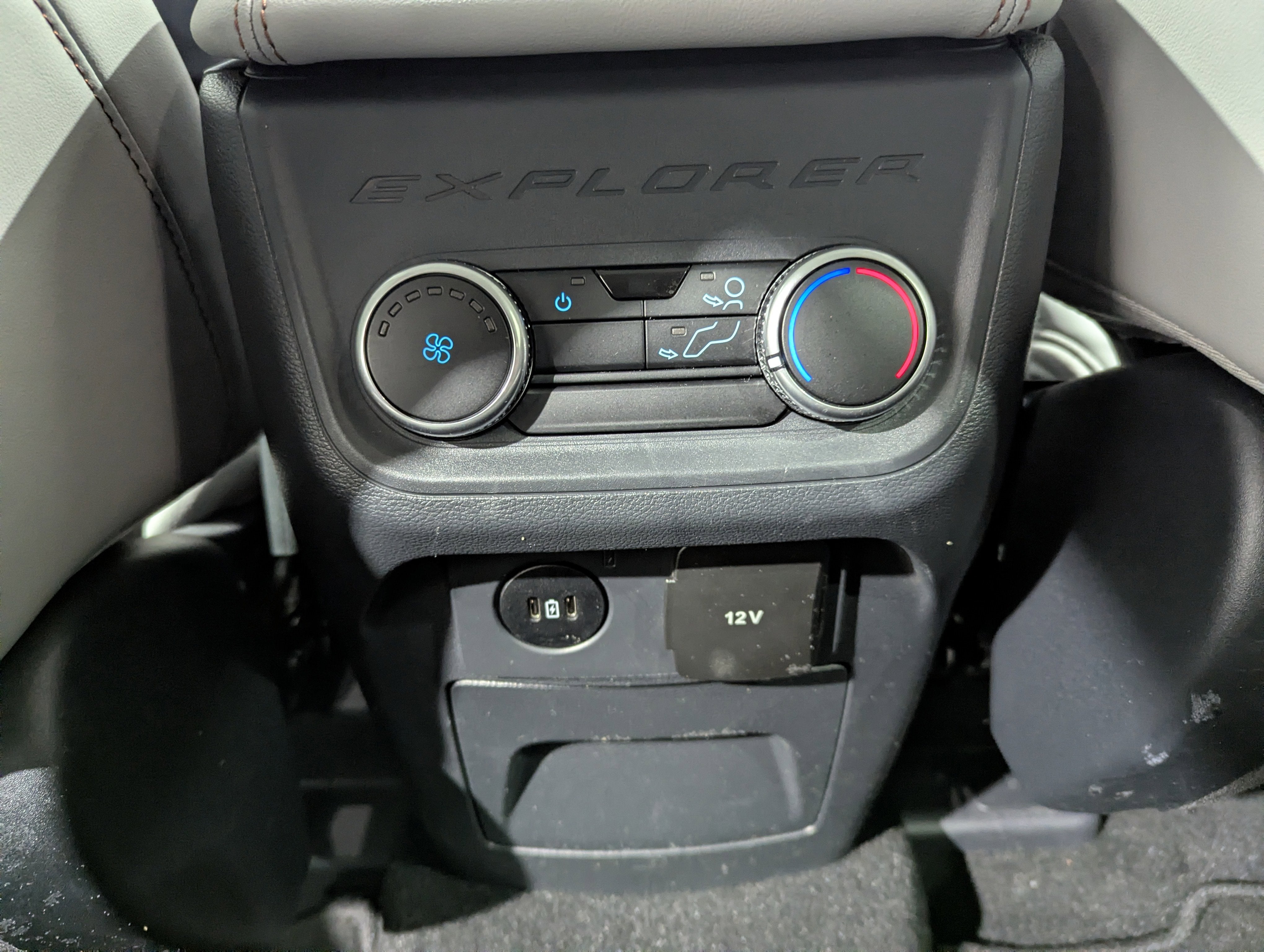 2025 Ford Explorer Active 4x4