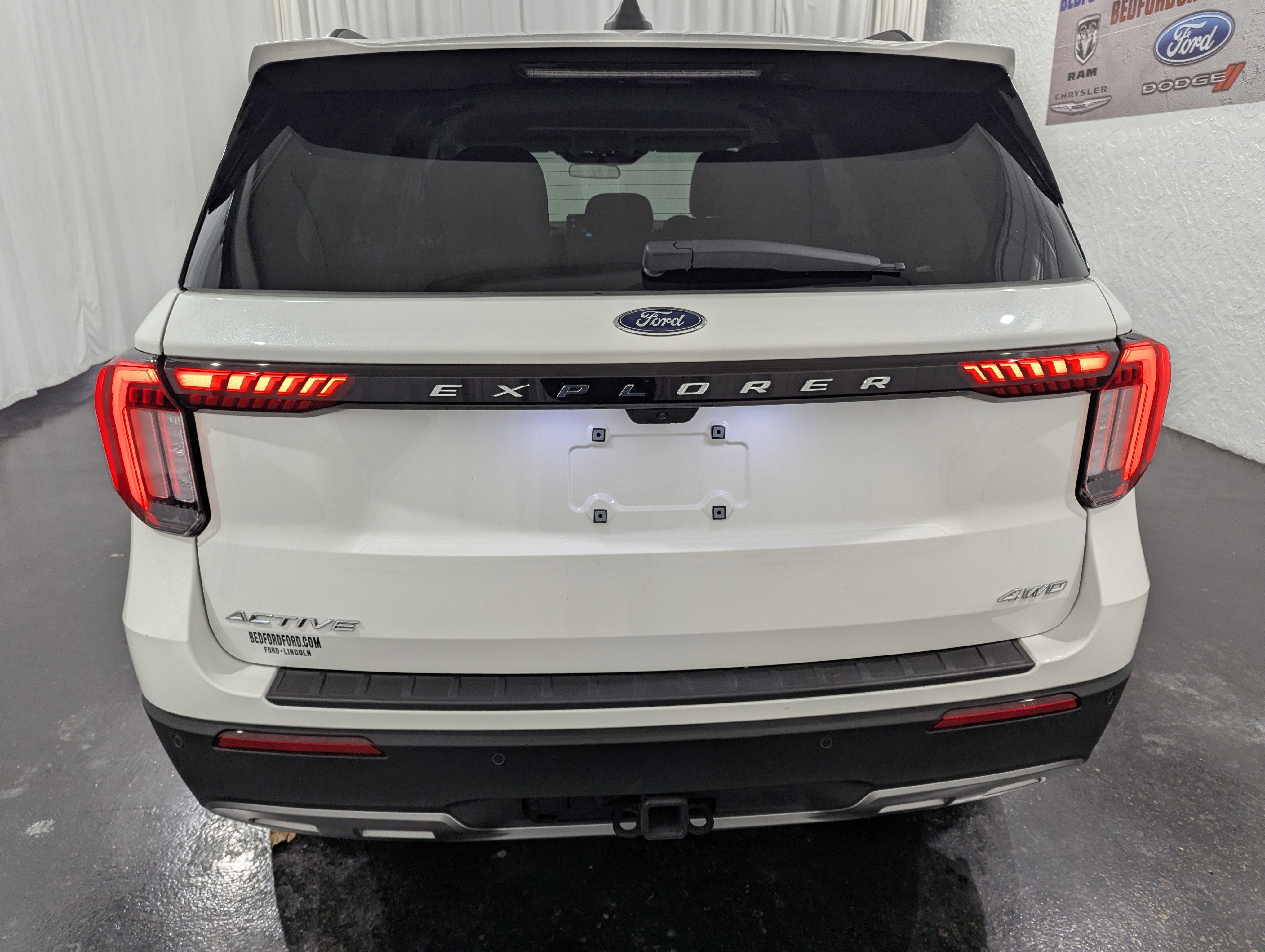 2025 Ford Explorer Active 4x4