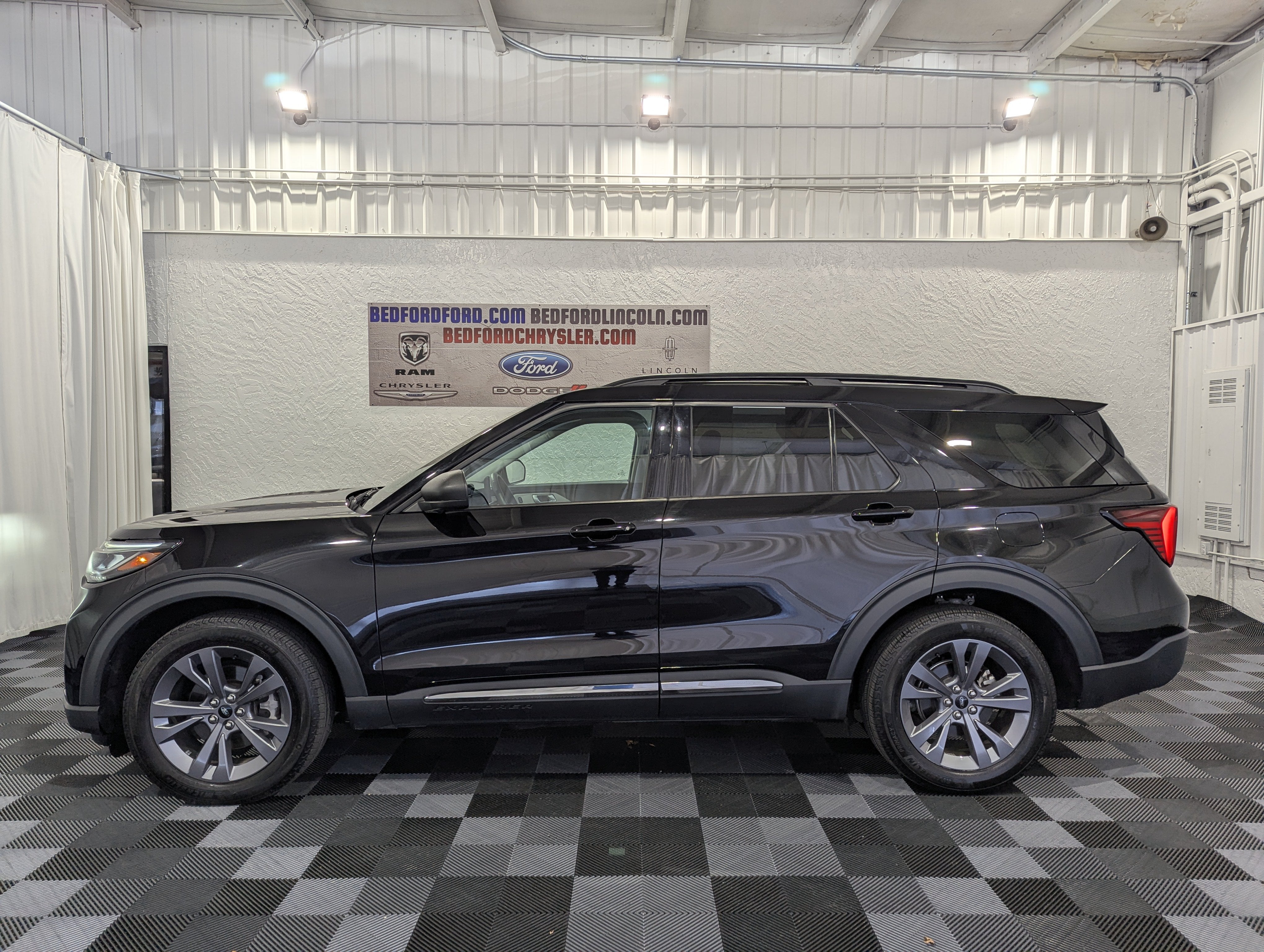 2025 Ford Explorer Active 4x4