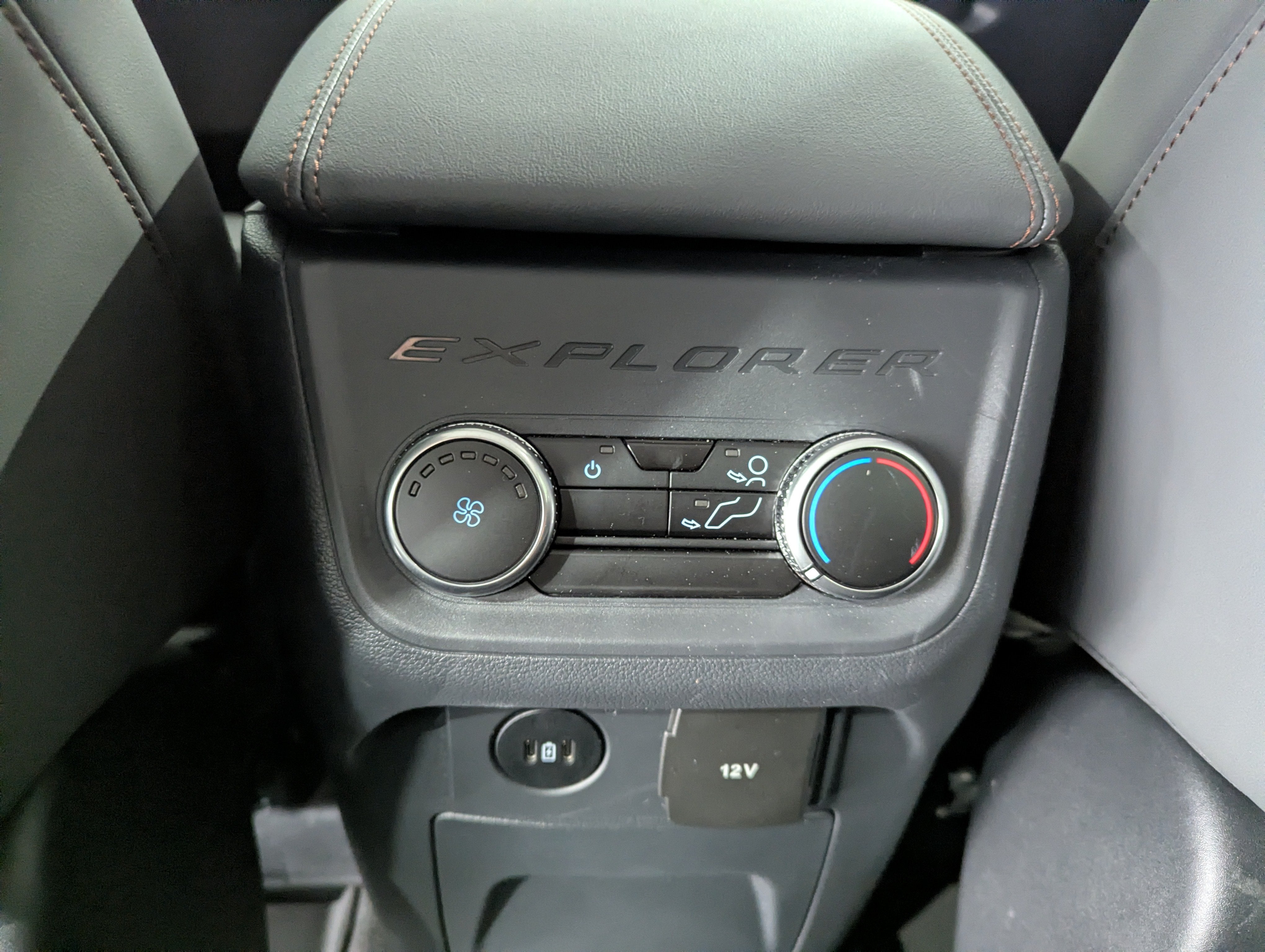 2025 Ford Explorer Active 4x4