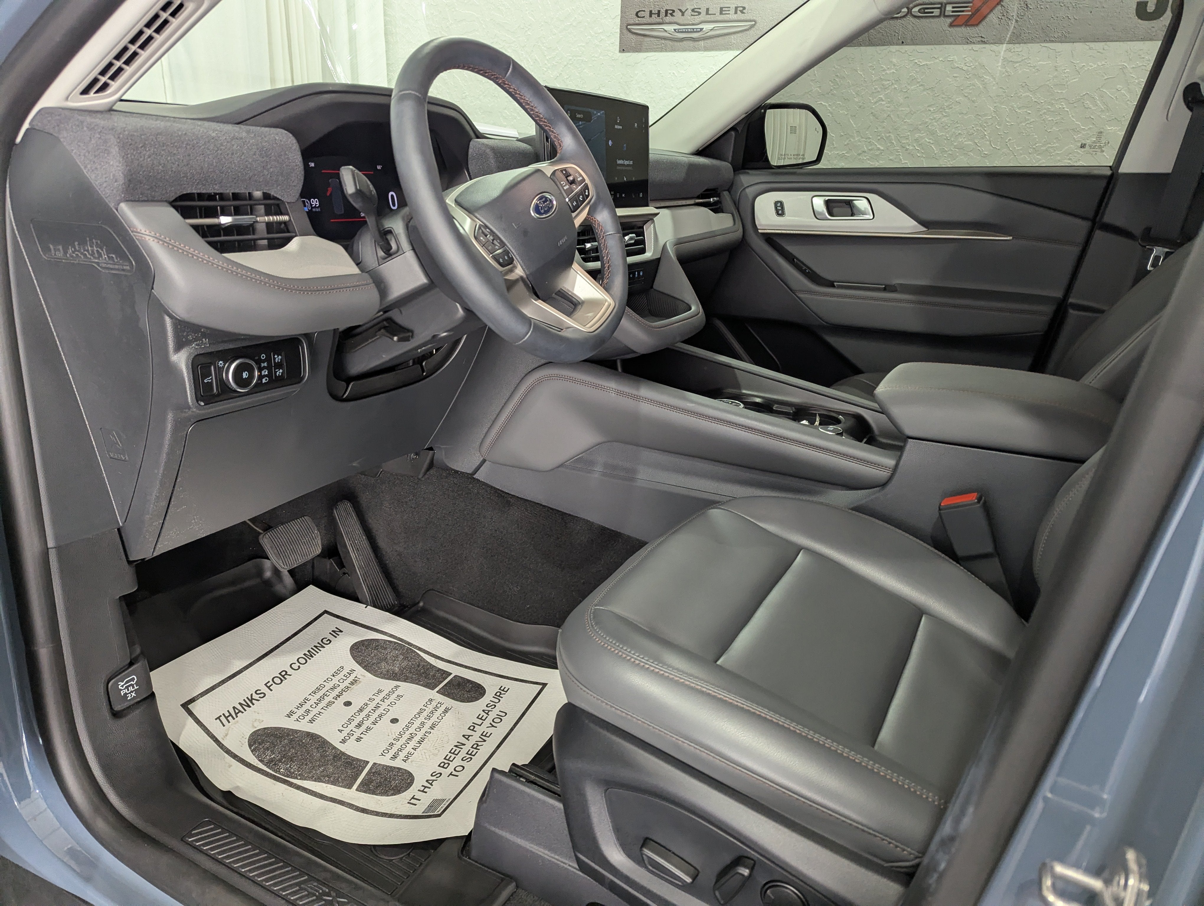 2025 Ford Explorer Active 4x4