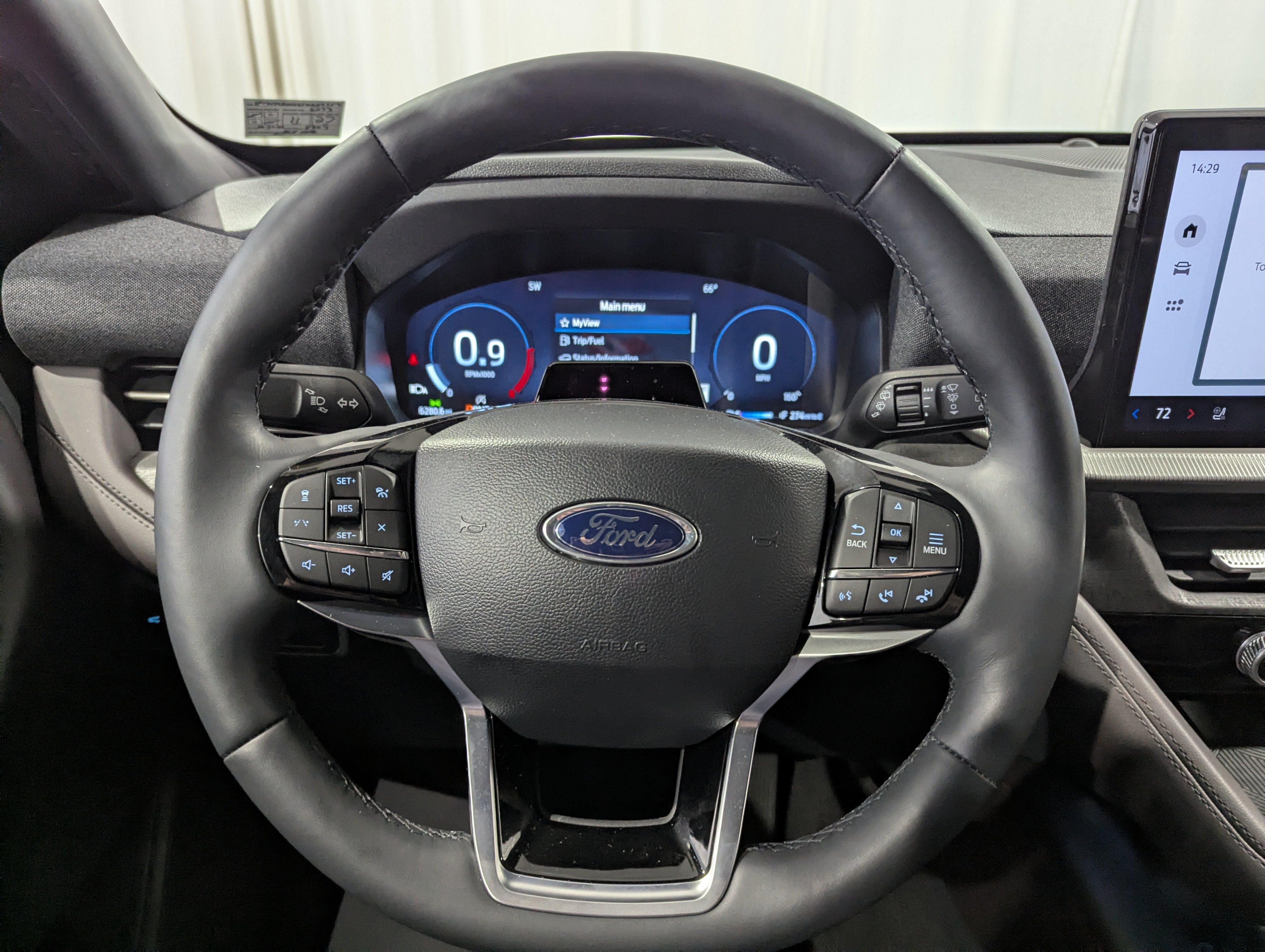 2026 Ford Explorer Platinum 4x4