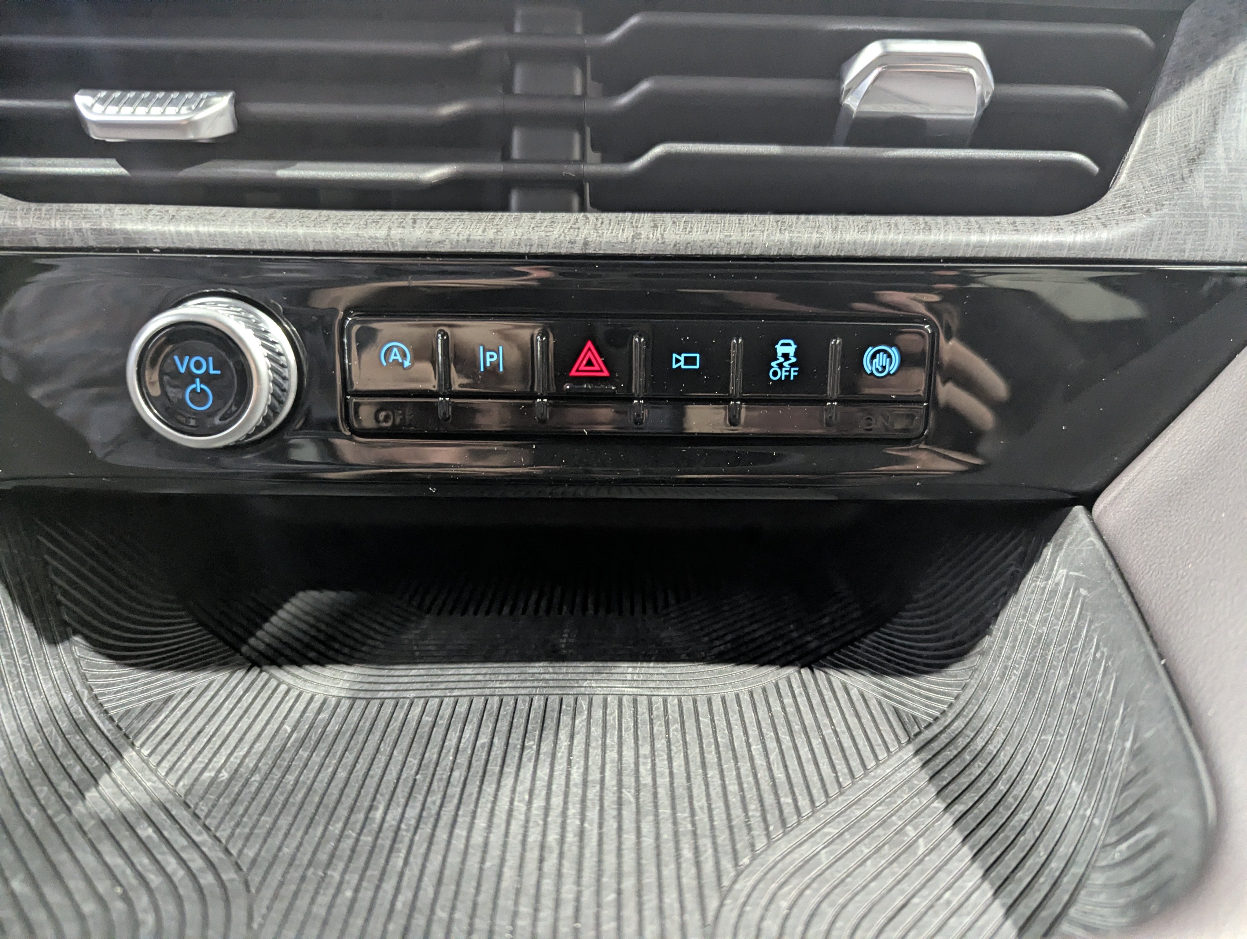 2026 Ford Explorer Platinum 4x4