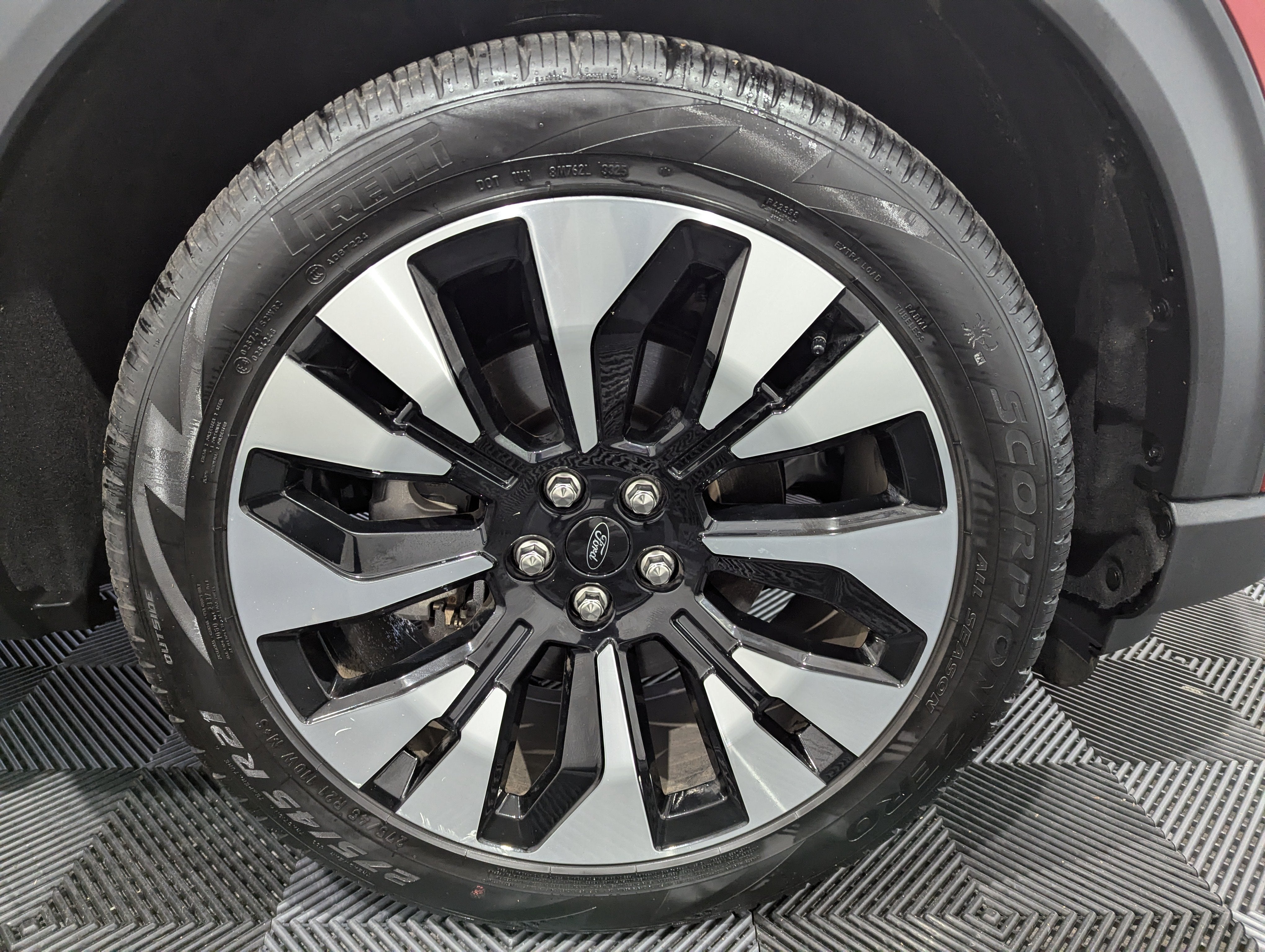 2026 Ford Explorer Platinum 4x4