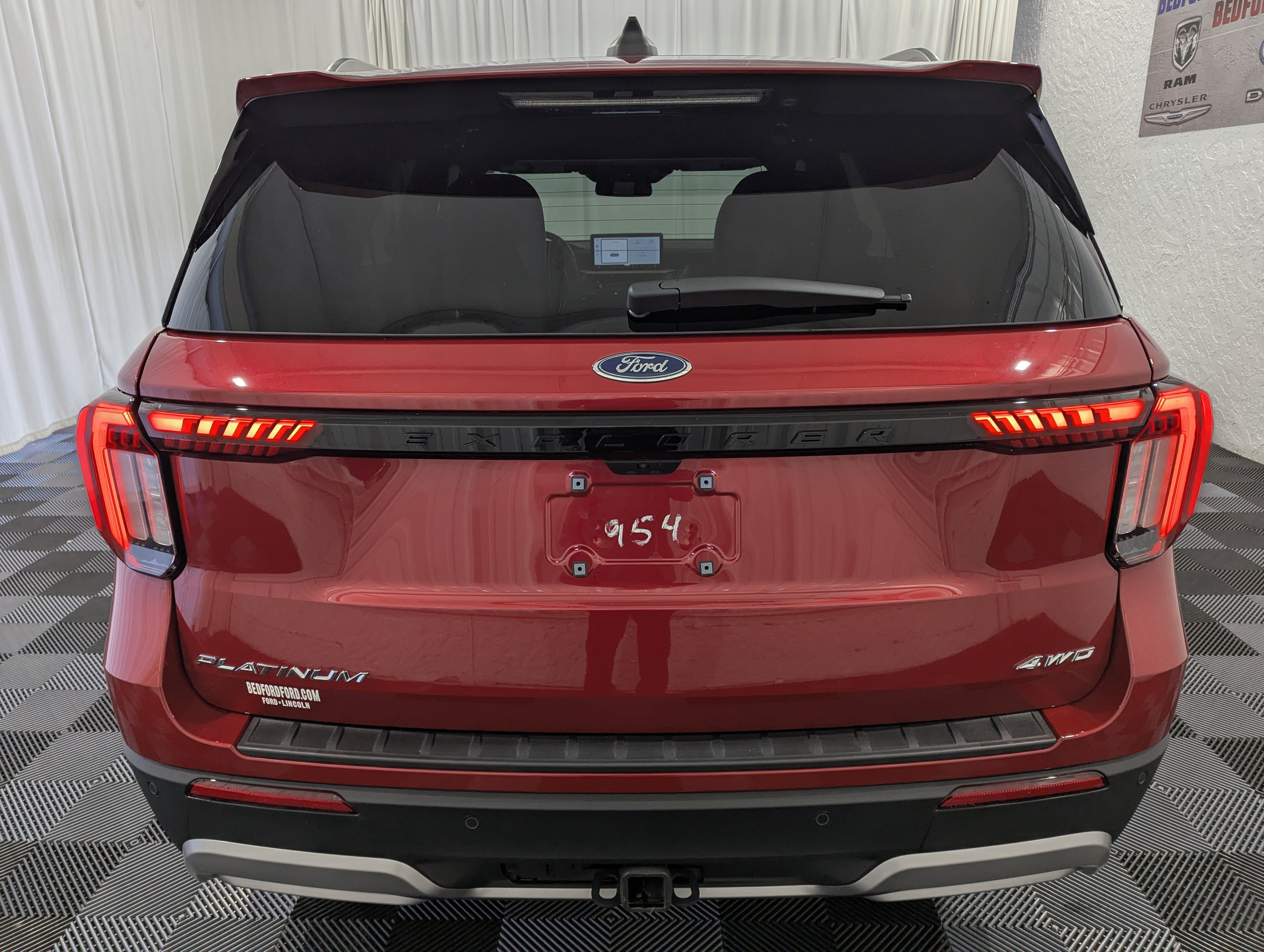 2026 Ford Explorer Platinum 4x4