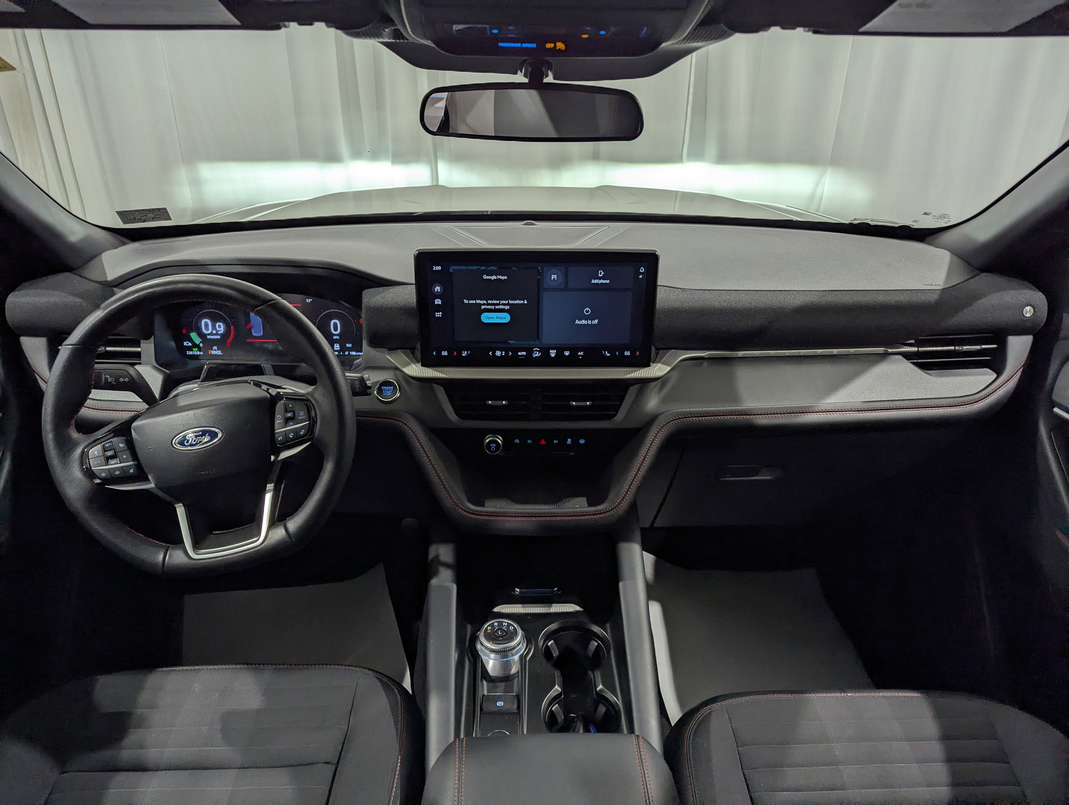 2025 Ford Explorer ST-Line 4x4