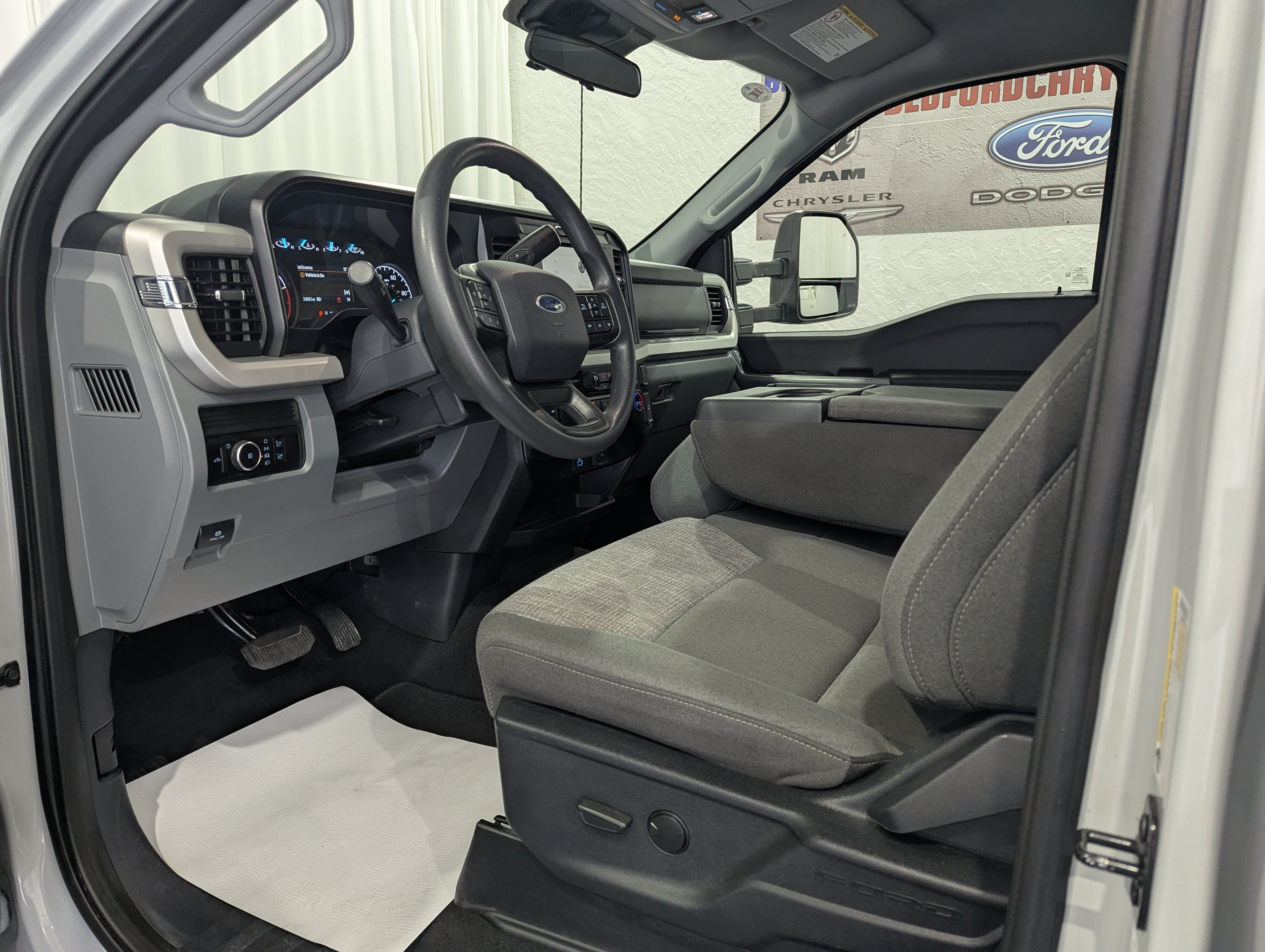 2025 Ford Super Duty F-250 SRW XLT