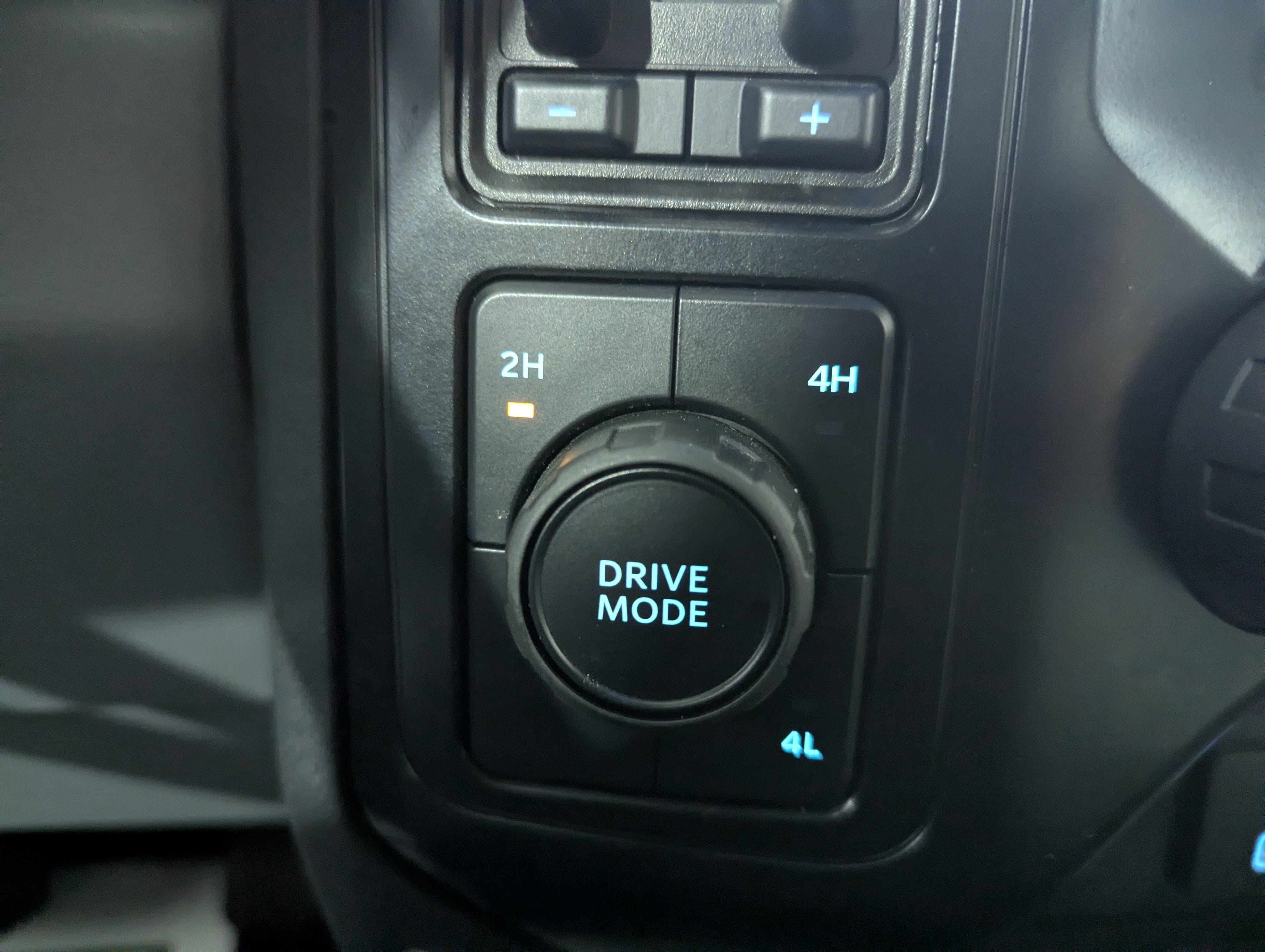 2026 Ford Super Duty F-350 DRW XLT