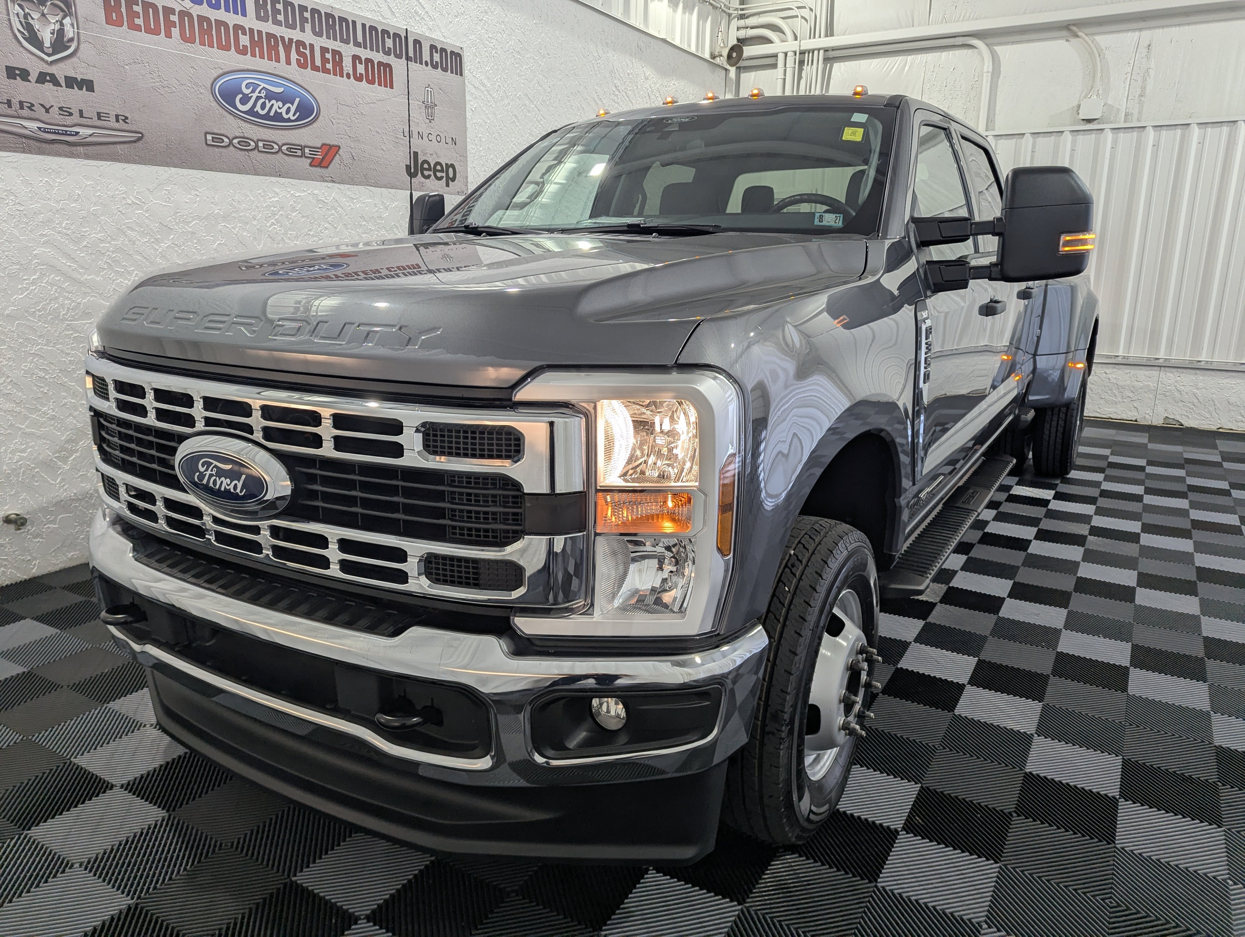 2026 Ford Super Duty F-350 DRW XLT