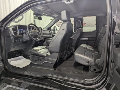 2024 Ford Super Duty F-350 DRW Lariat