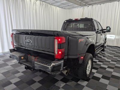 2024 Ford Super Duty F-350 DRW Lariat