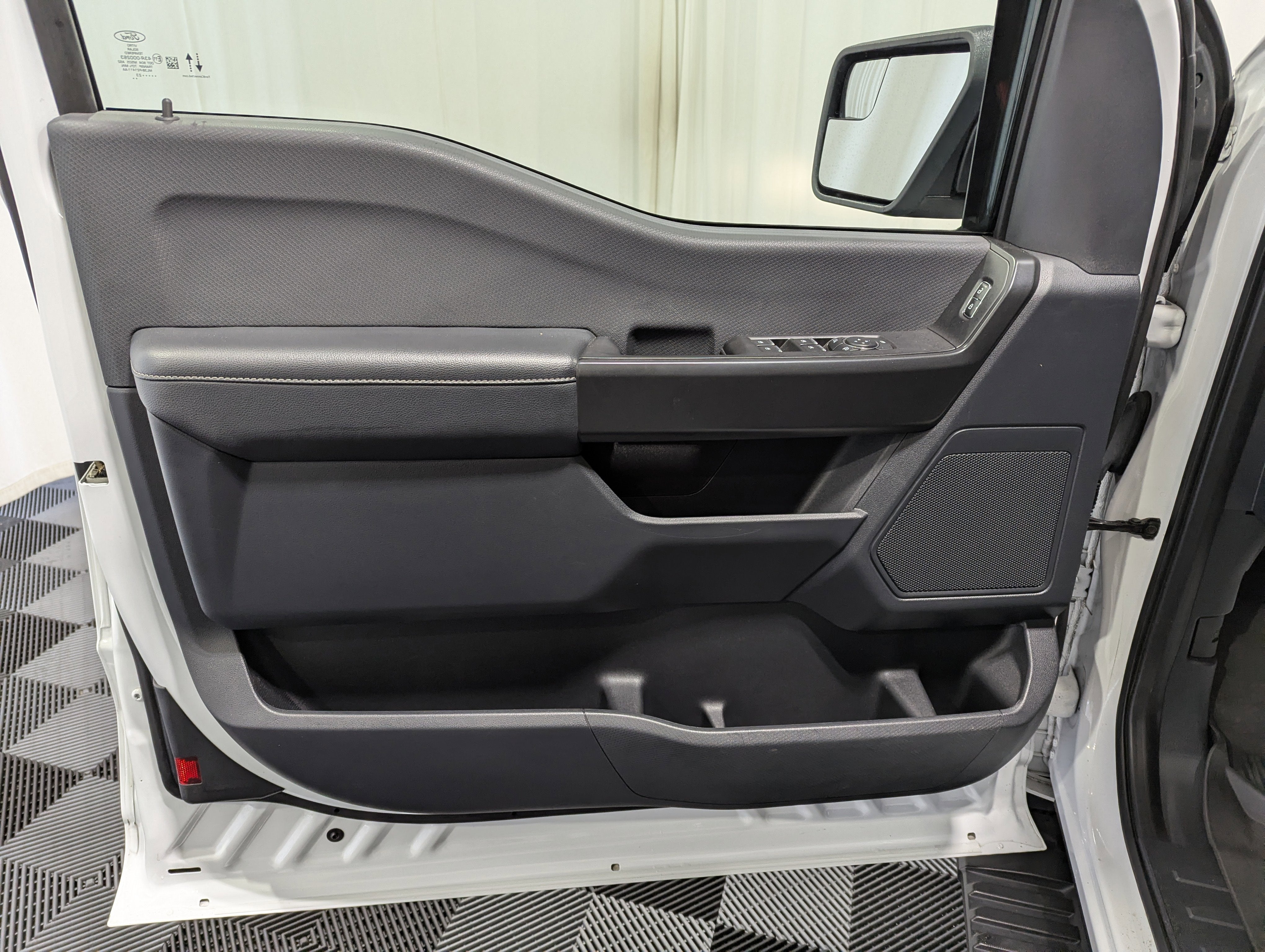 2023 Ford F-150 STX