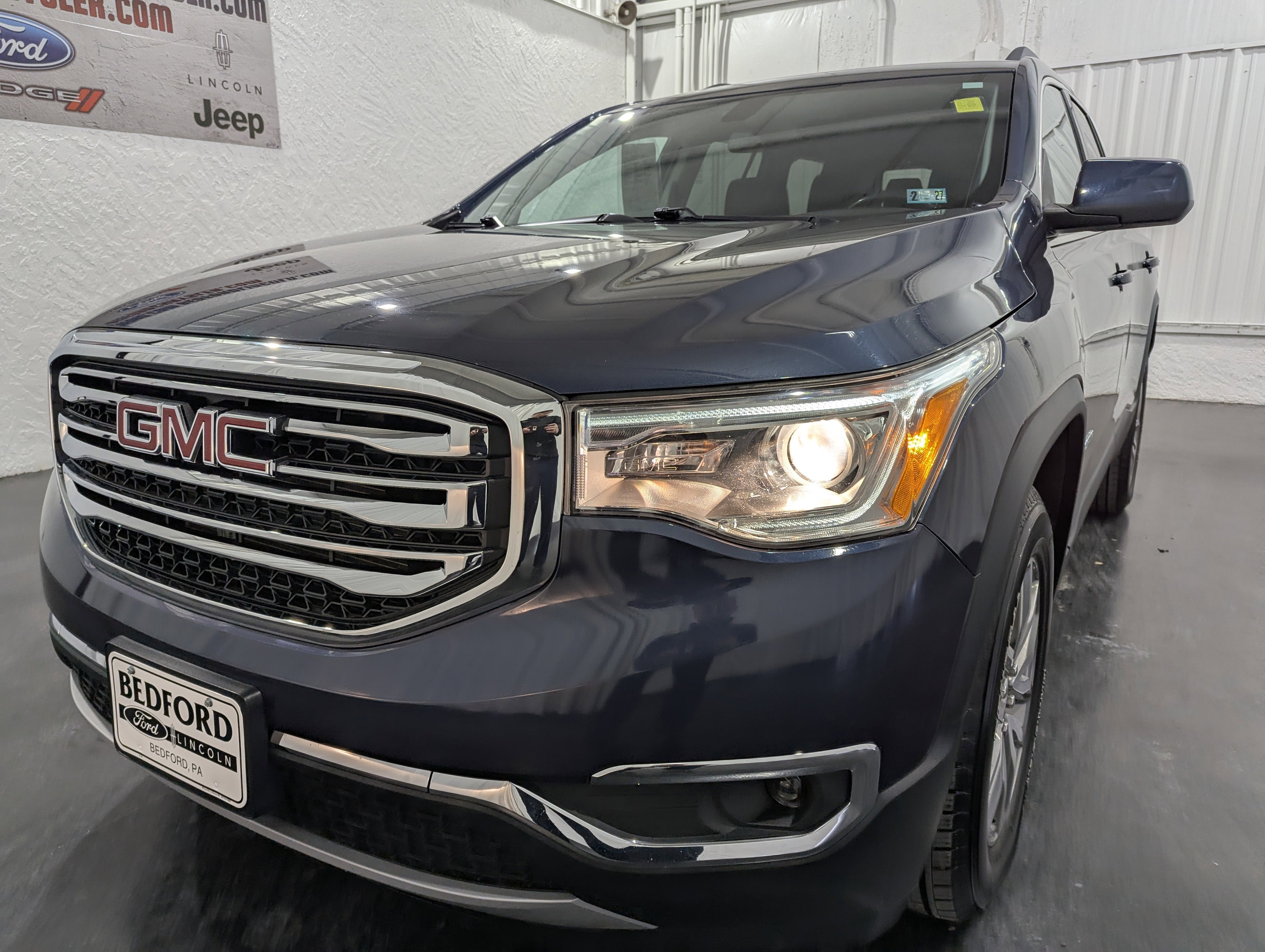 2019 GMC Acadia SLE