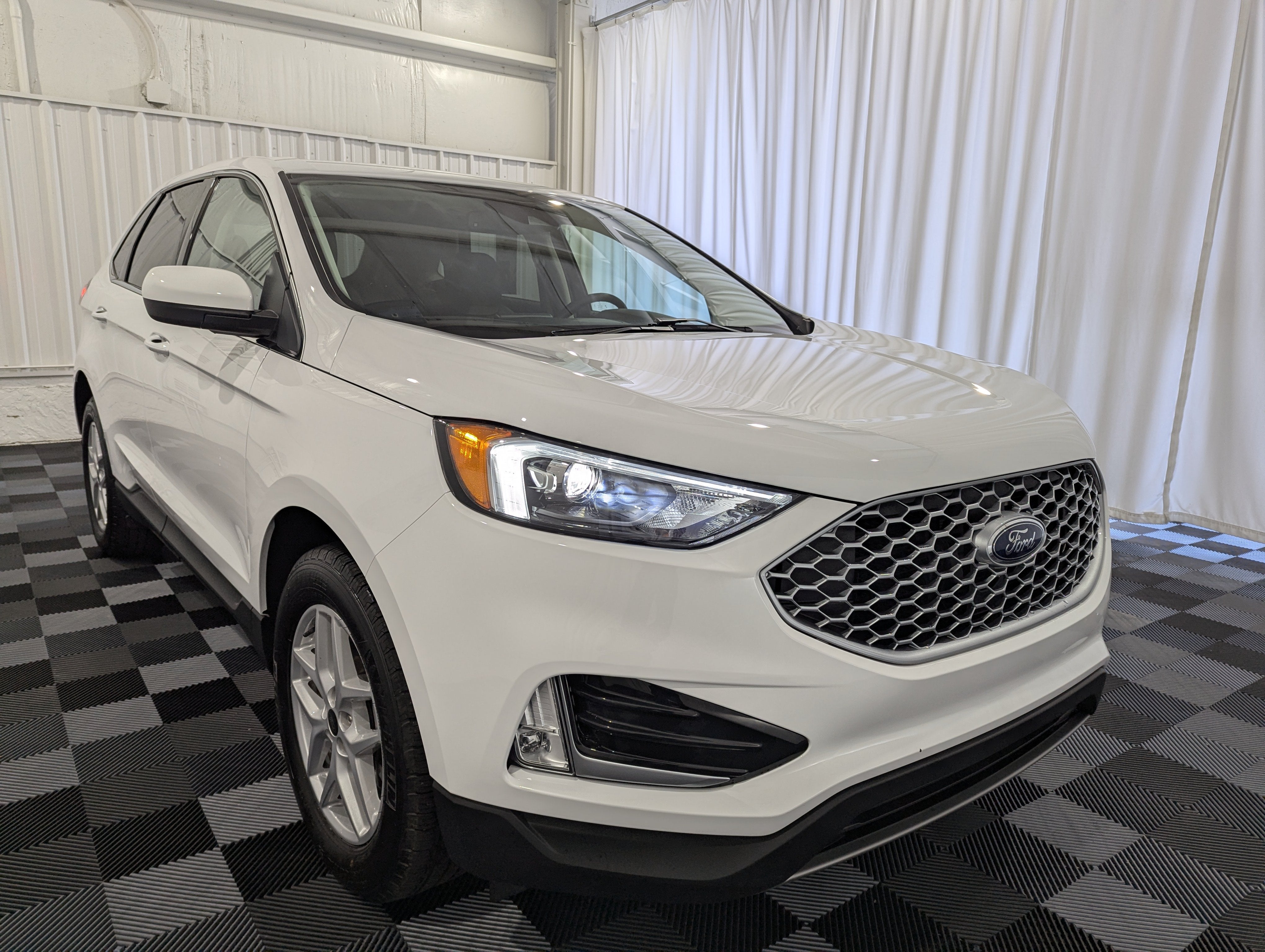 2024 Ford Edge SEL AWD